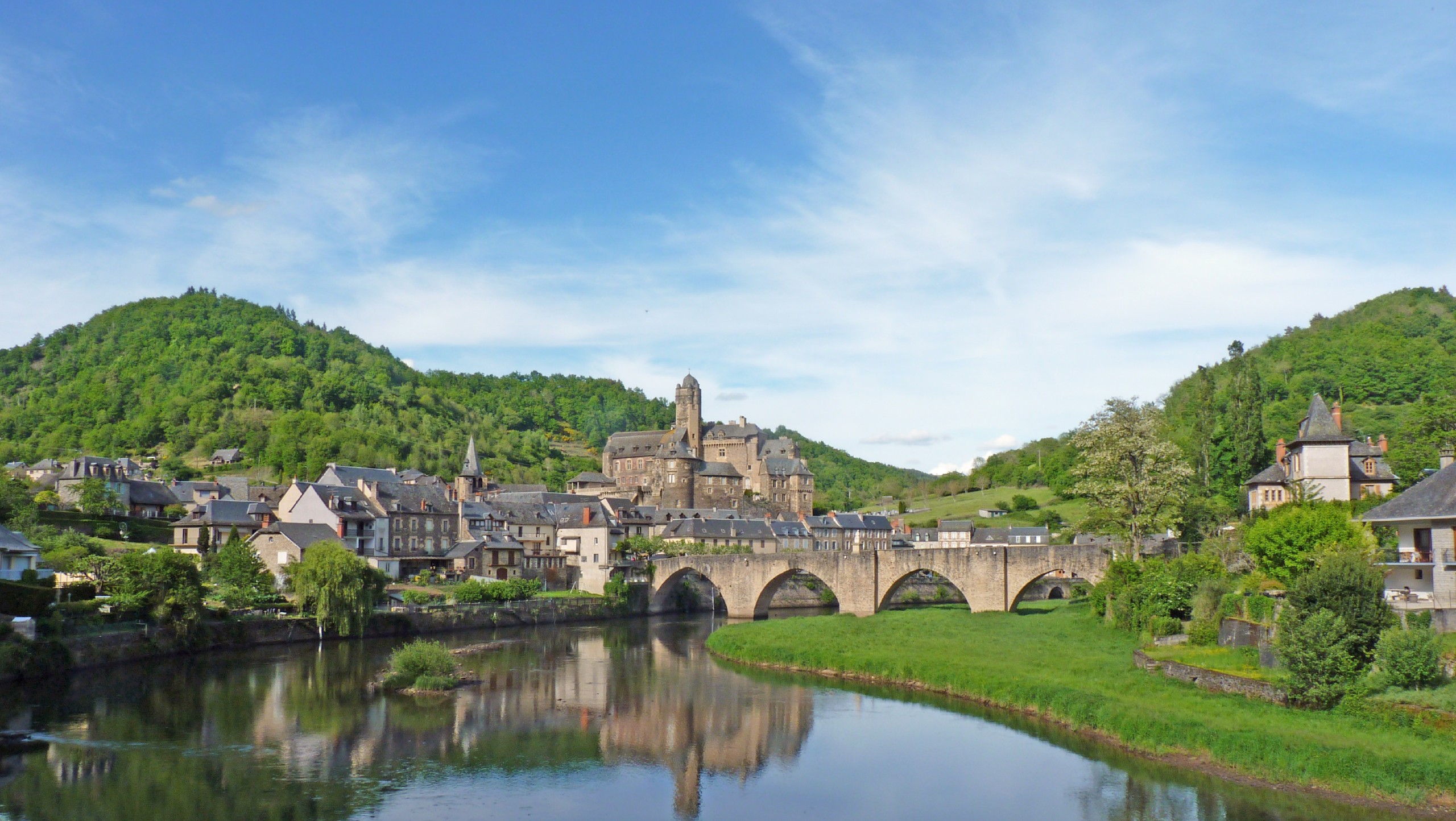 Walk the Le Puy Camino: Aumont-Aubrac to Conques