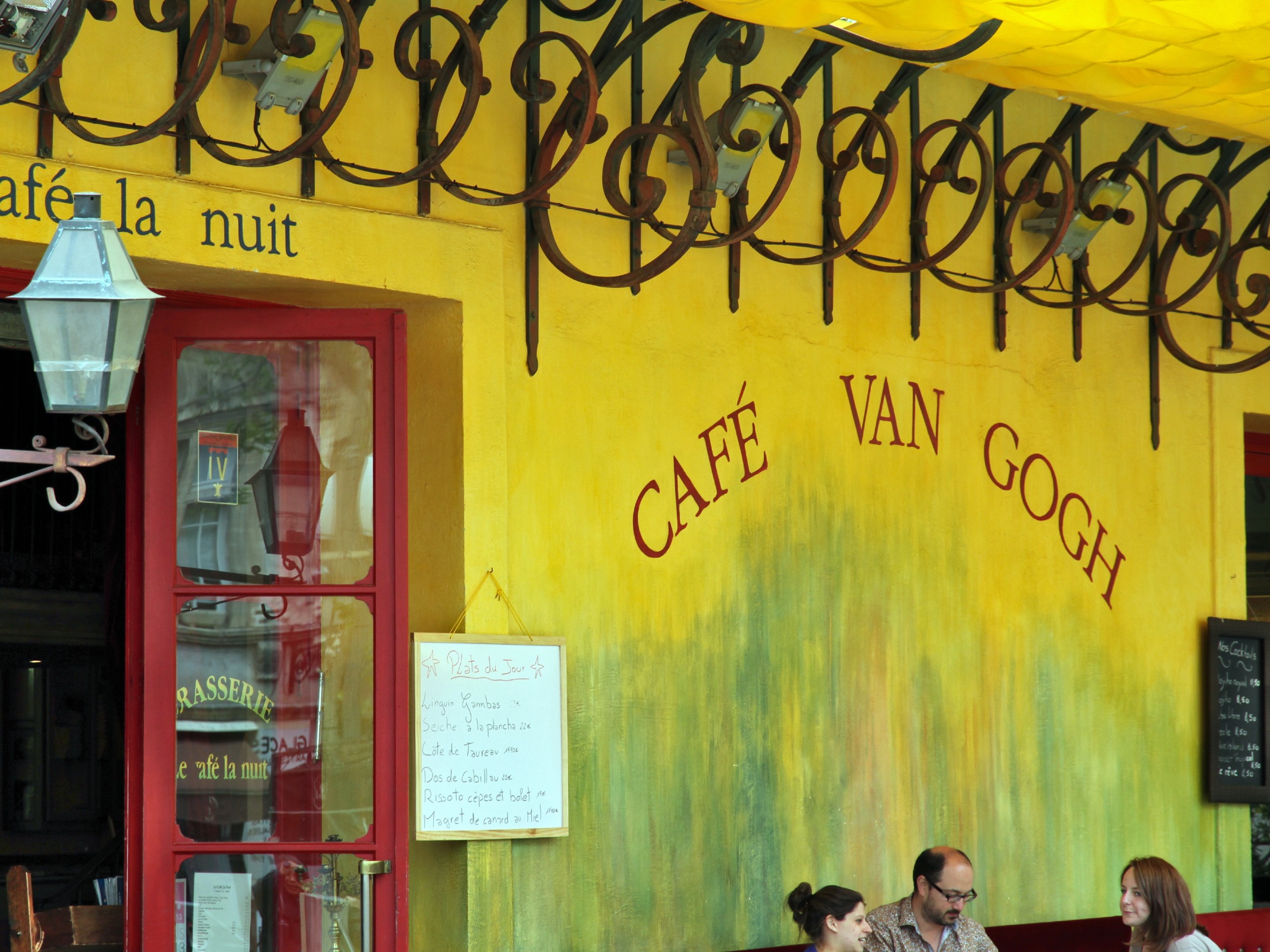 Cafe van Gogh in Provence