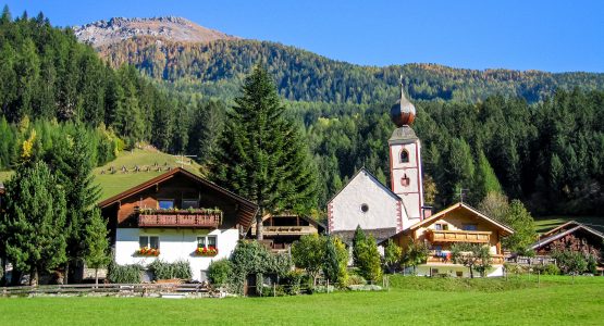 Across the Alps: Salzburg to Villach Bike Tour