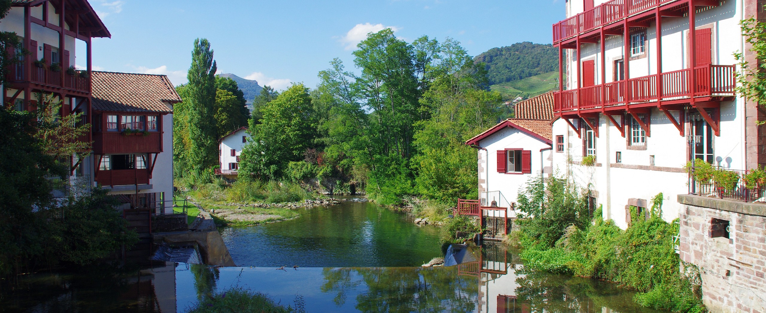 Cycle the Le Puy Camino: Cahors to St. Jean Pied de Port