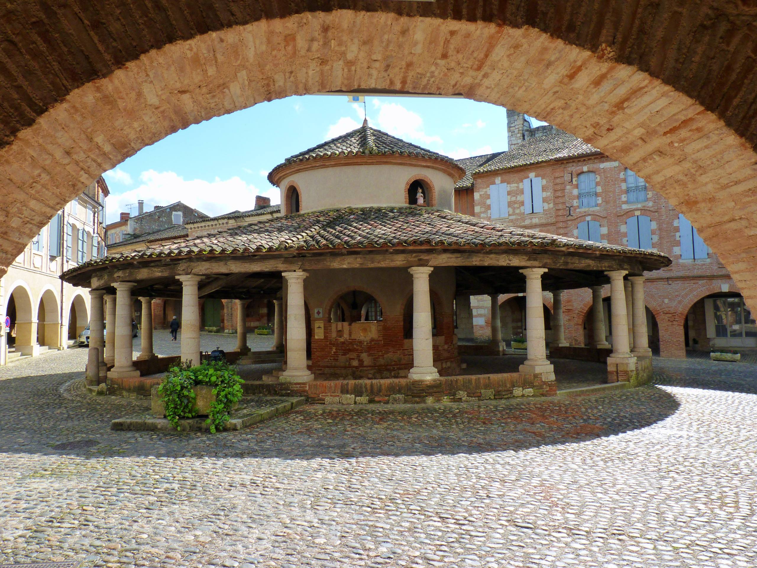 Oldtown in one of the small towns along the Le Puy route