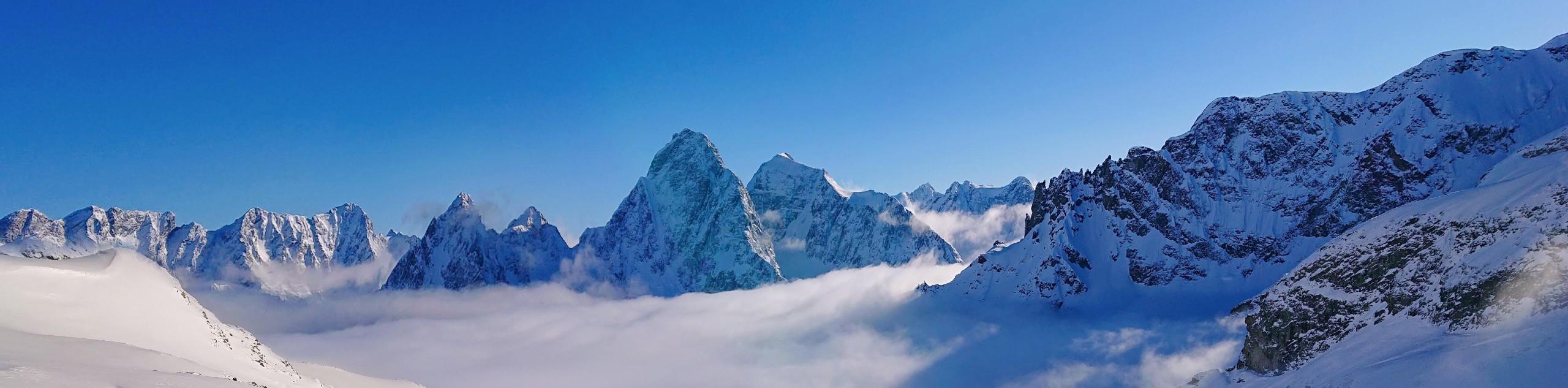 Bella Coola Heli-Ski Adventure