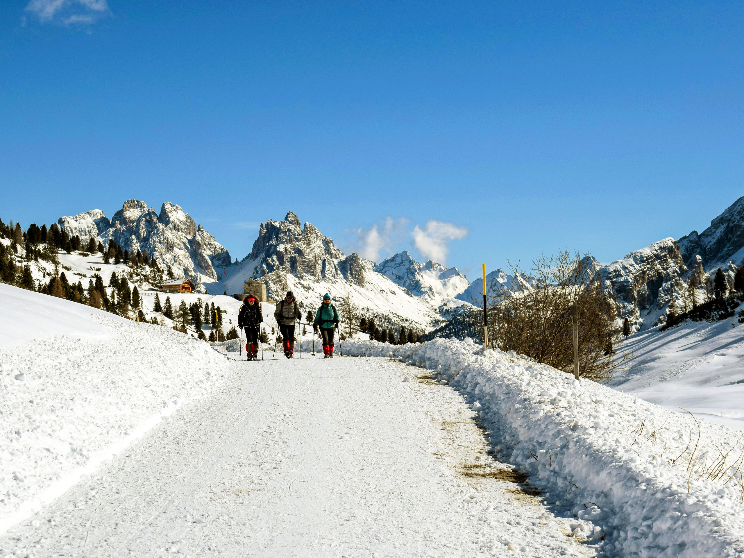 winter hiking trips europe