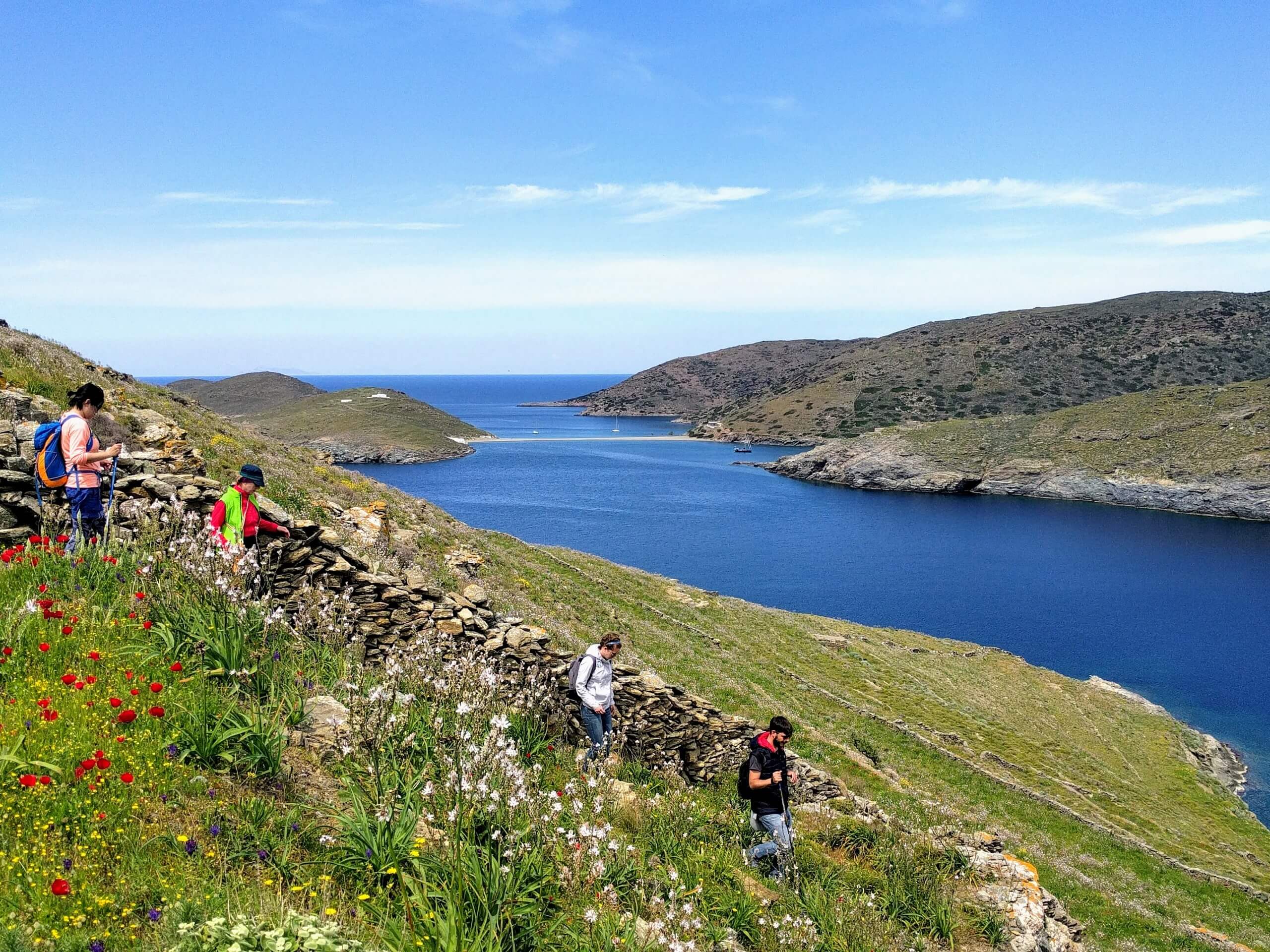 Hiking in Kythnos Island with a group