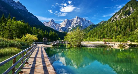 Stunning mountain views above the turquoise lake in Slovenia