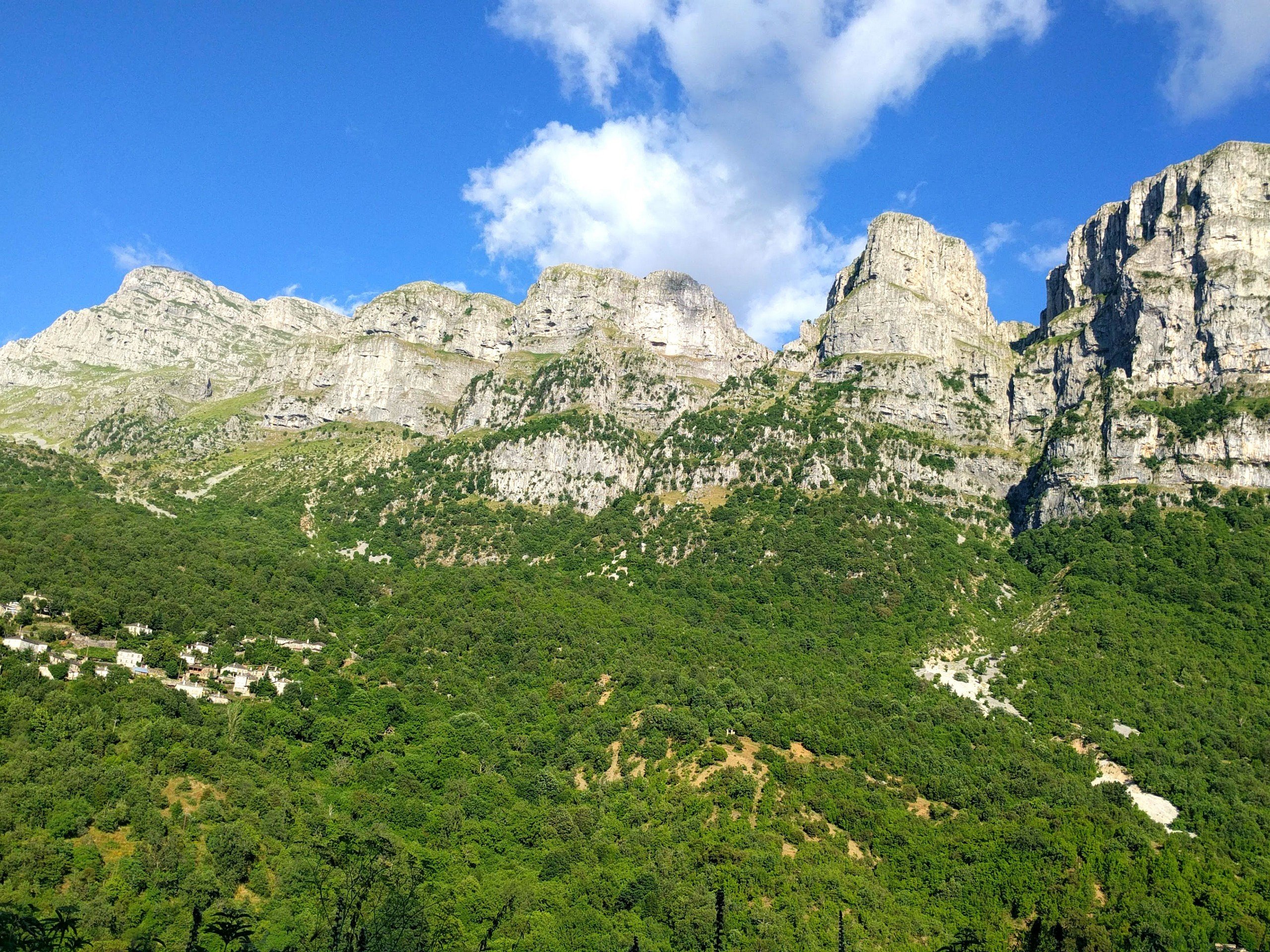 Stunning views around Vikos Gorge