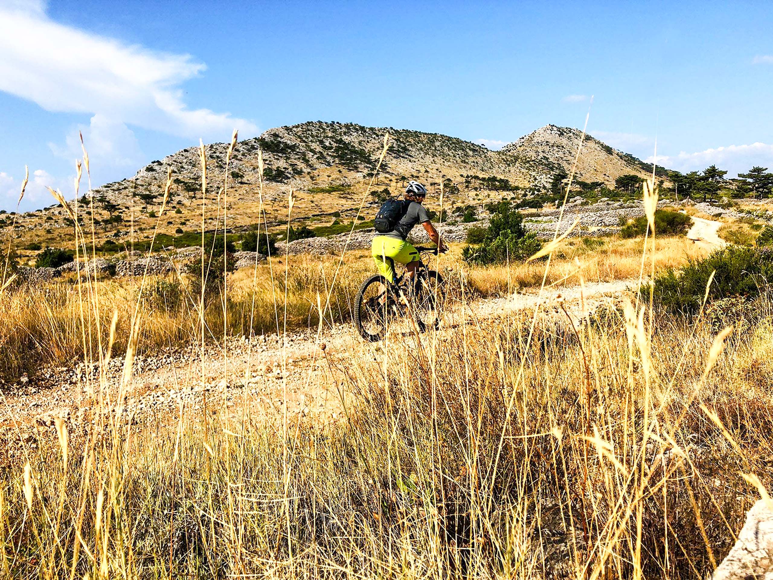 Mountains biking tour