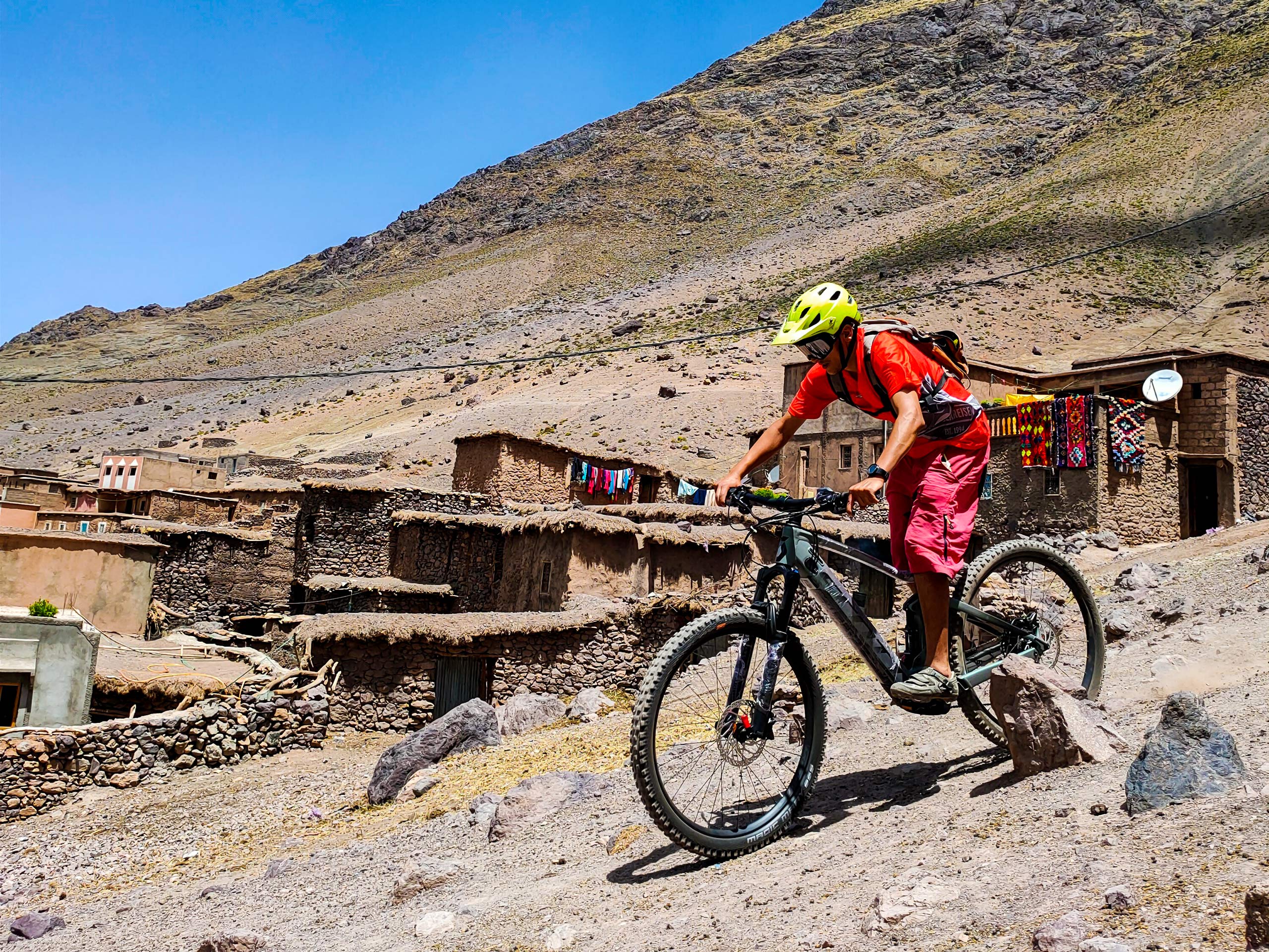 Descent from the slope on a bicycle