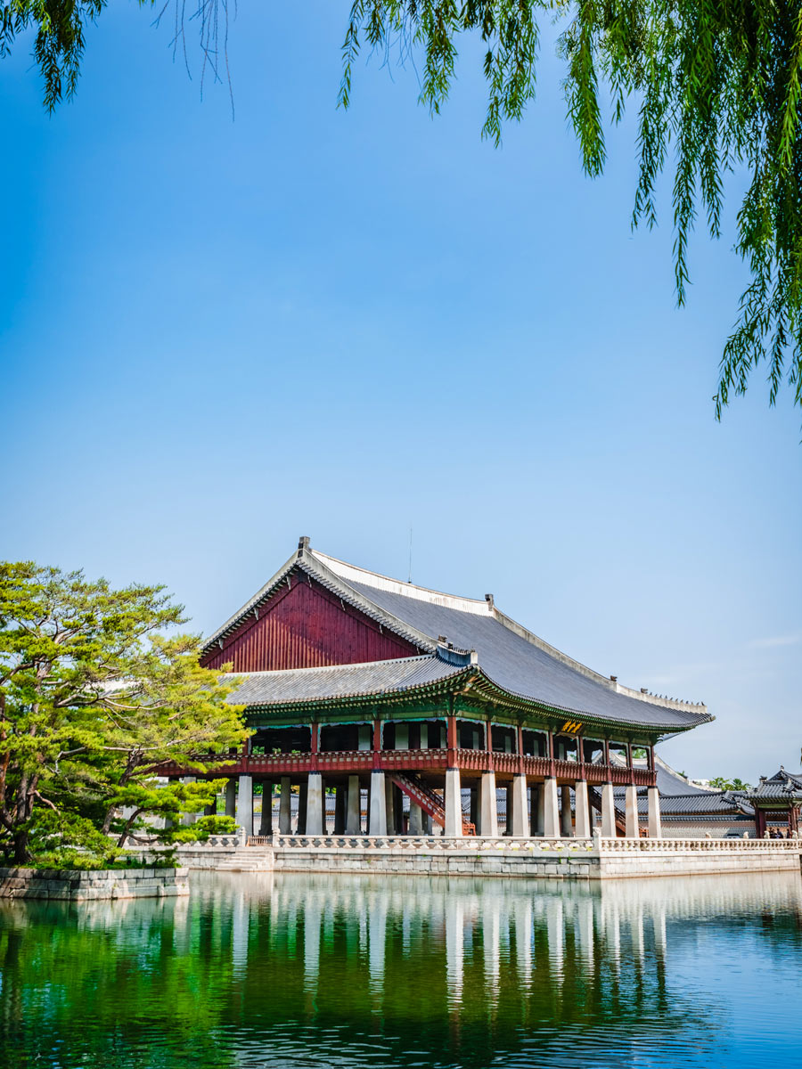 Gyeongbokgung palace South Korea adventure bike tour