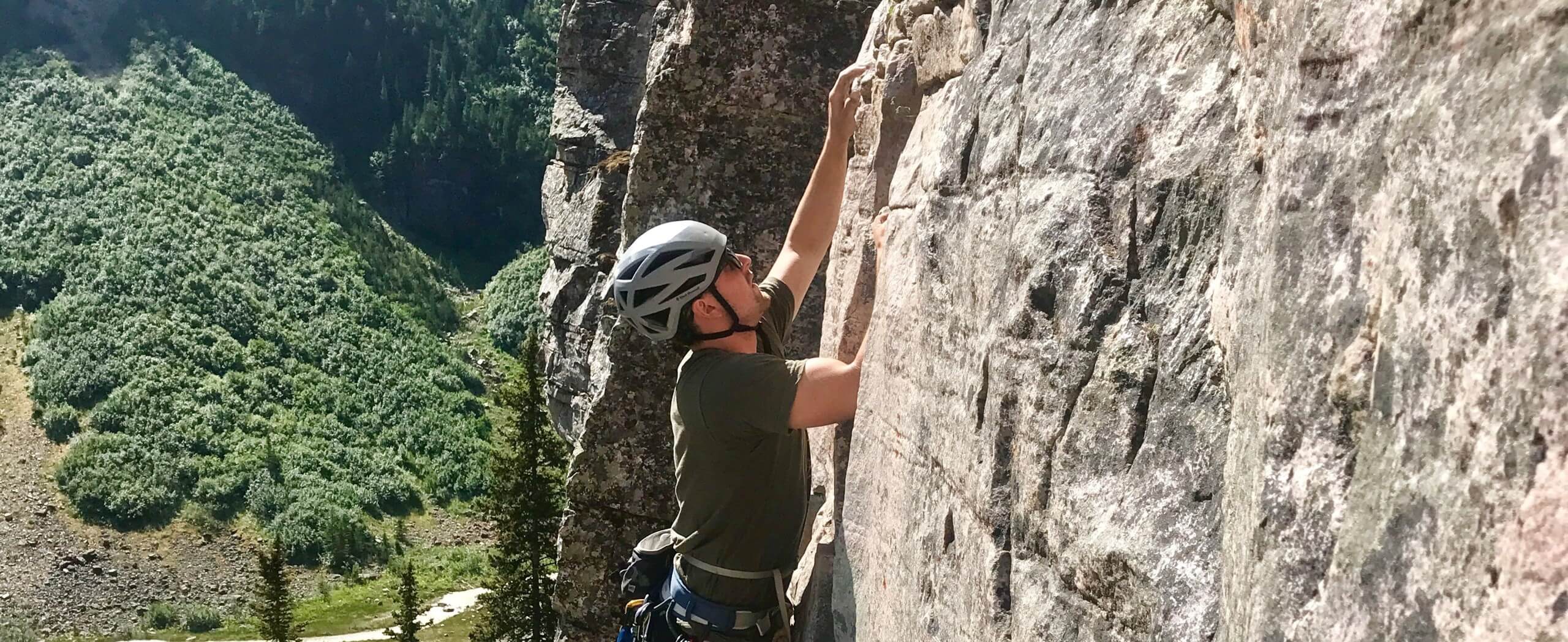 Outdoor Rock Climbing Level 2 in the Canadian Rockies