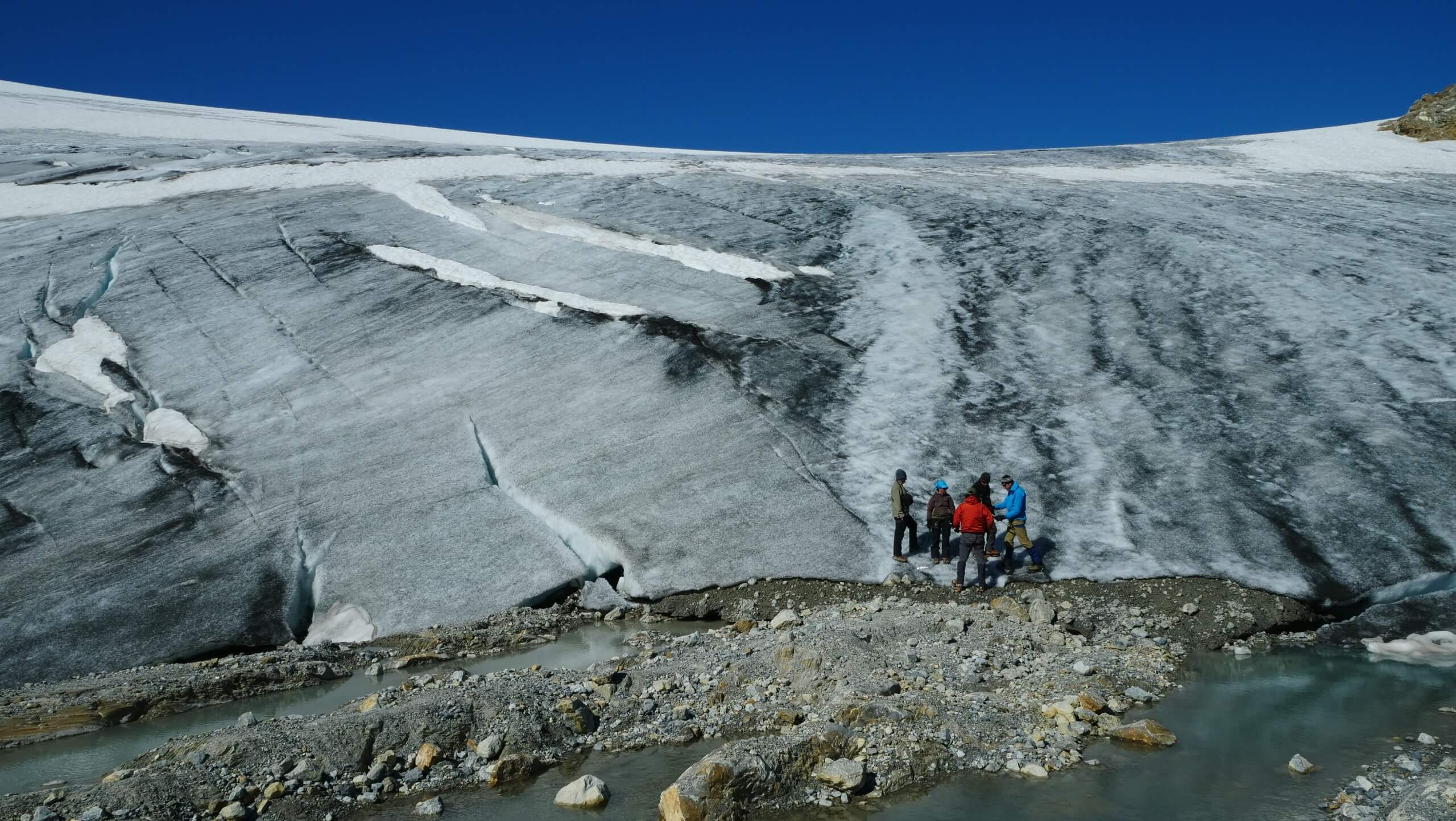 Hiking the Wapta Icefields