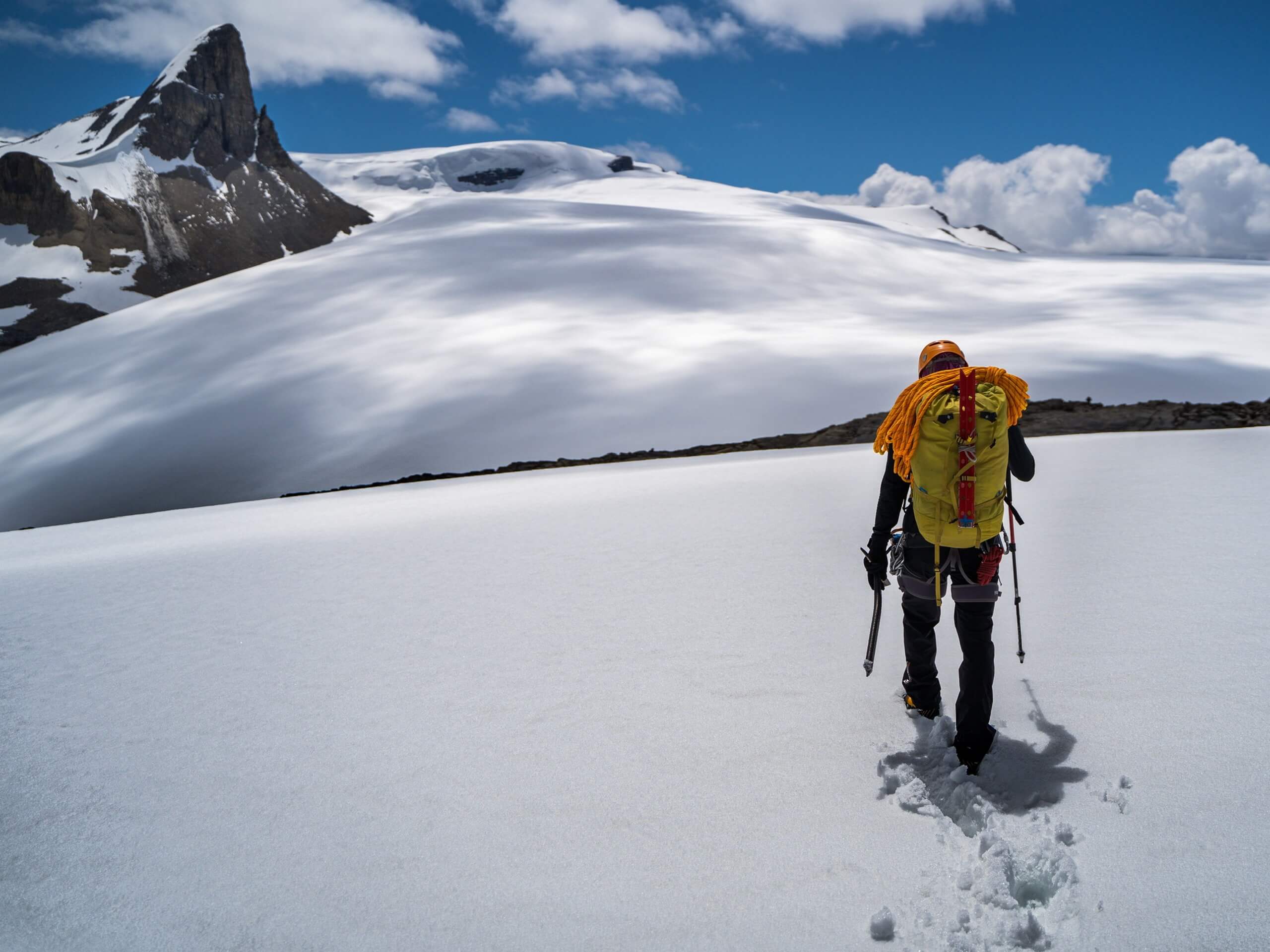 Approaching Mt St Nicholas in Banff