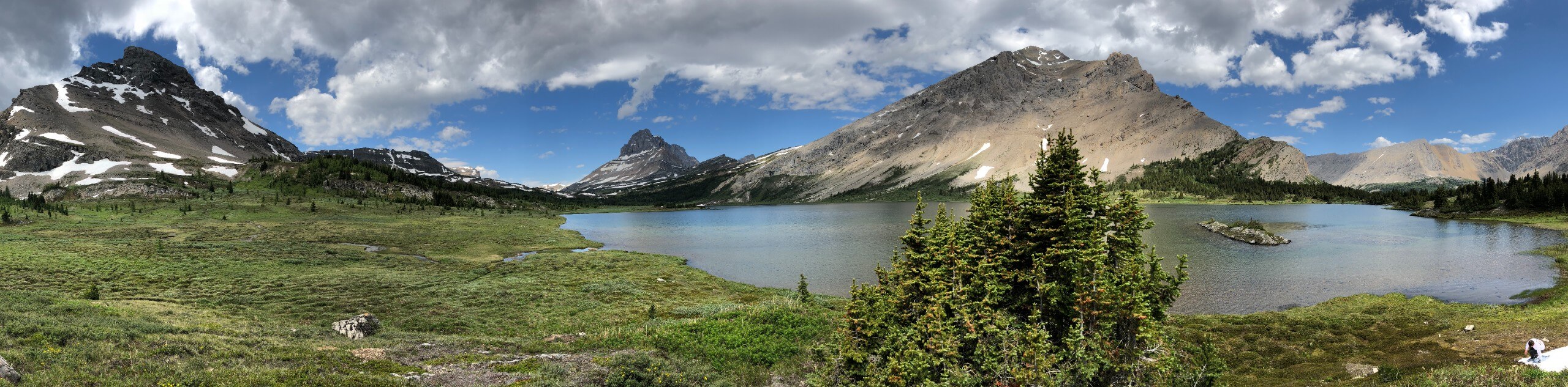 Hiking the Skoki Circuit