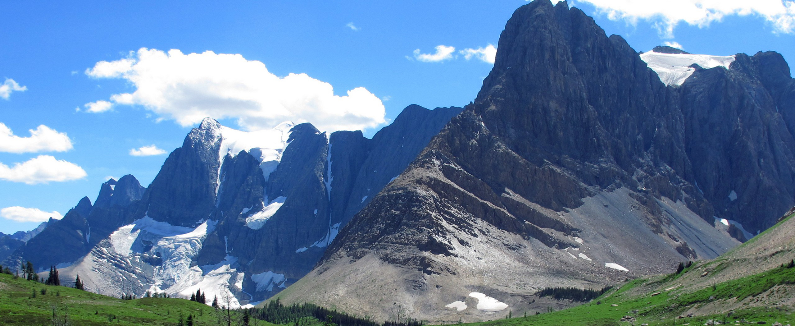 Backpacking the Rockwall Highline