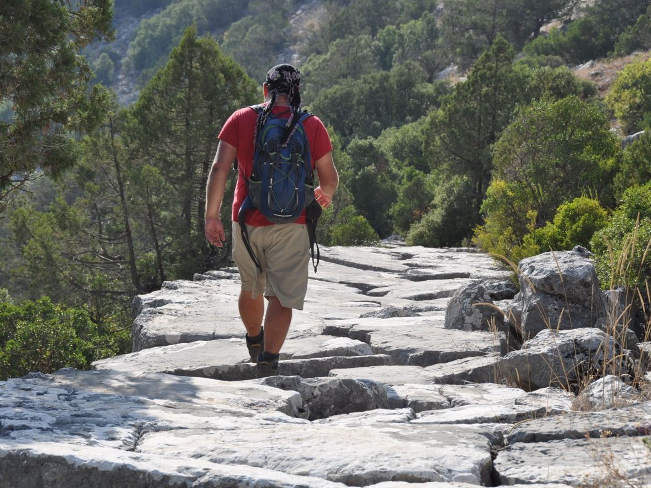 Hiker walking the St Paul Trail Tota-Adada-Sagrak