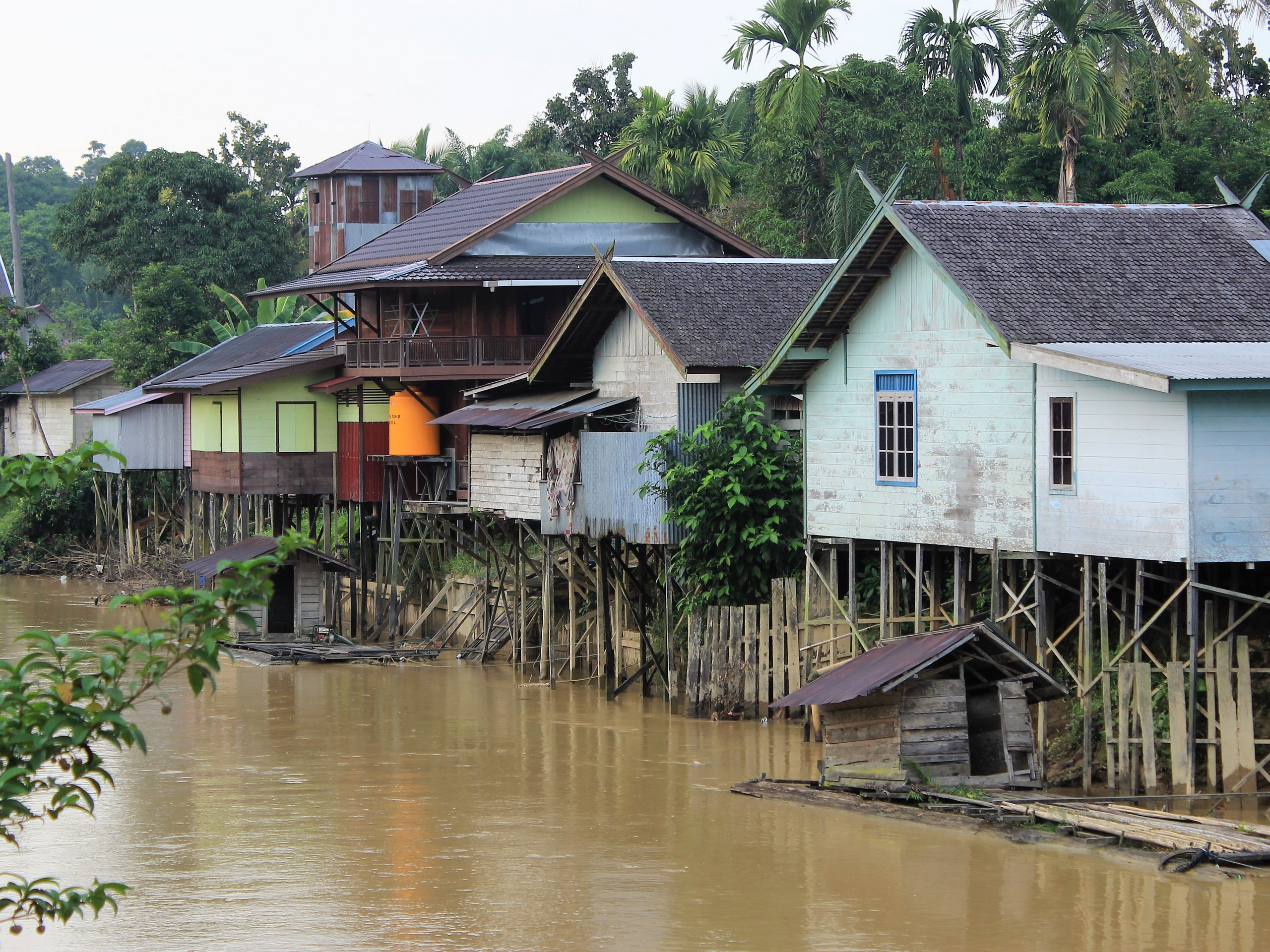 Kalimantan - River Houses