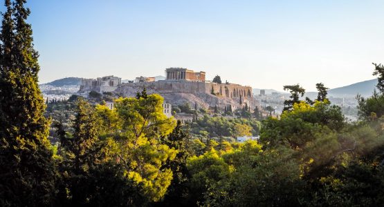 Walking and Dining in Athens Tour