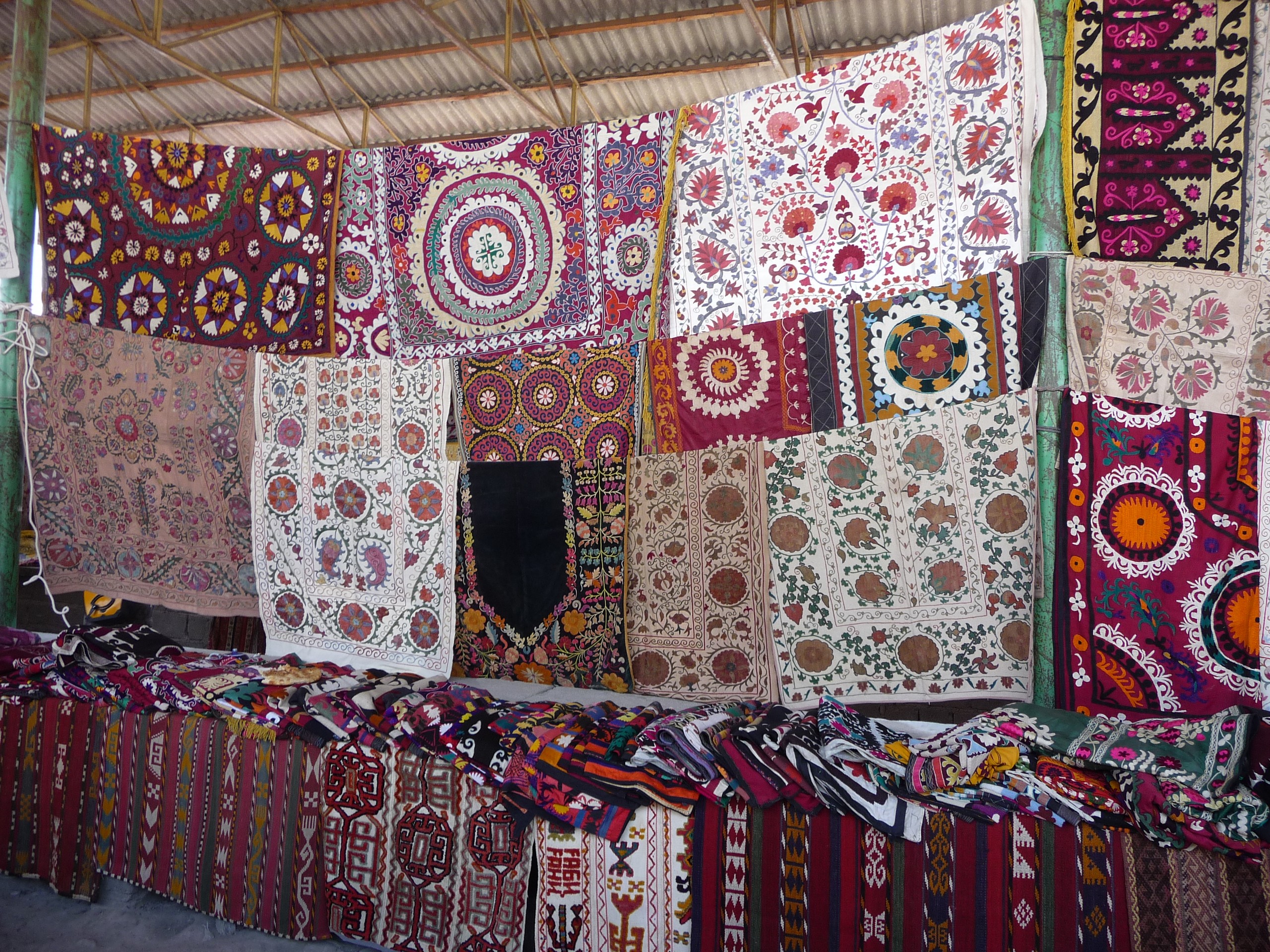 suzani sale in Urgut bazaar