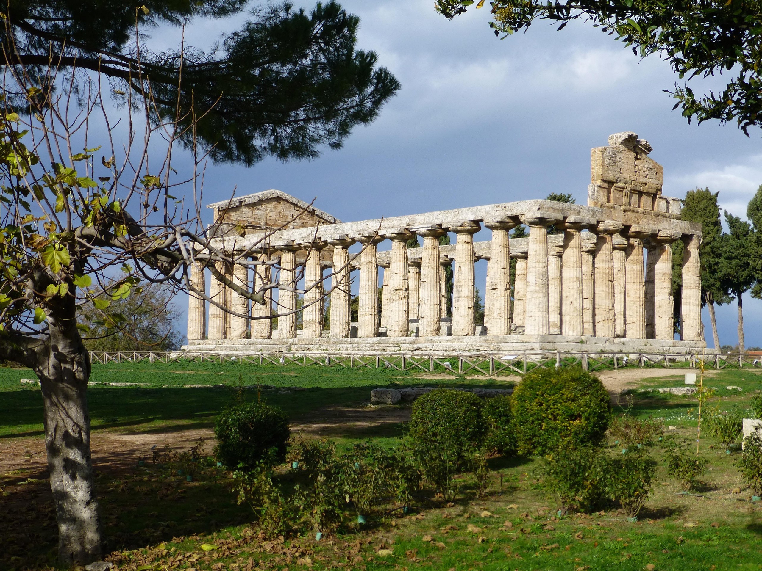 Beautiful old building in Paestum, seen while on a self-guided tour