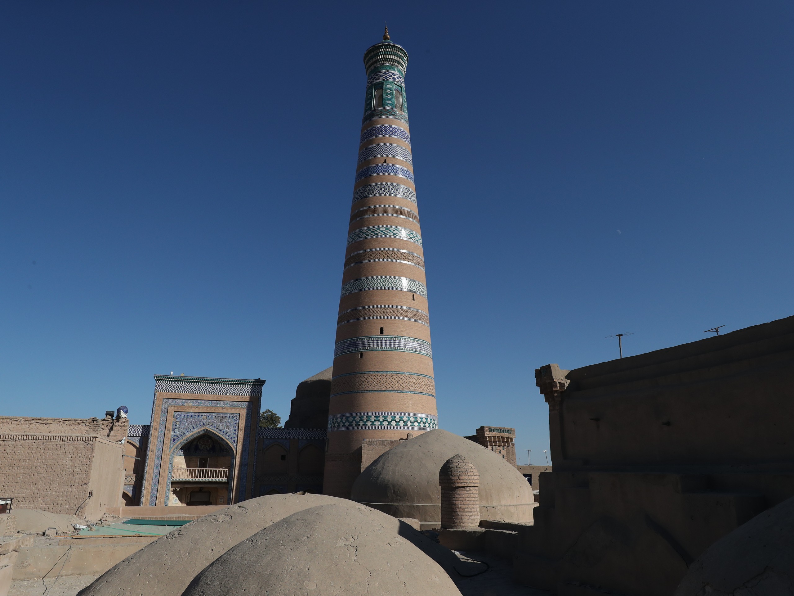 a view to Islamkhodja Minaret