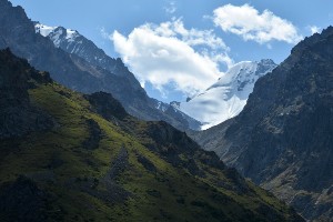 Kyrgyzstan Nature and Nomadic Life