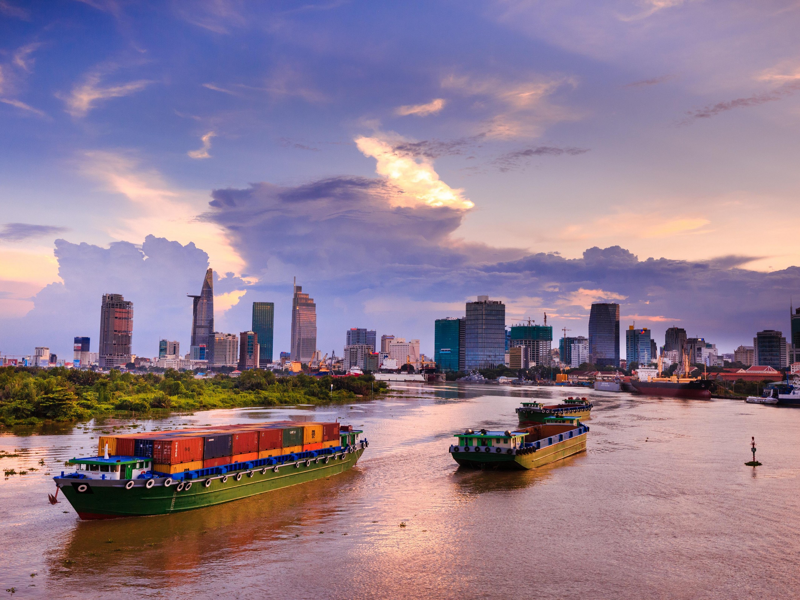 Ho Chi Minh City during the sunset