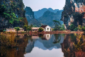 Vietnam Boating and Biking Tour