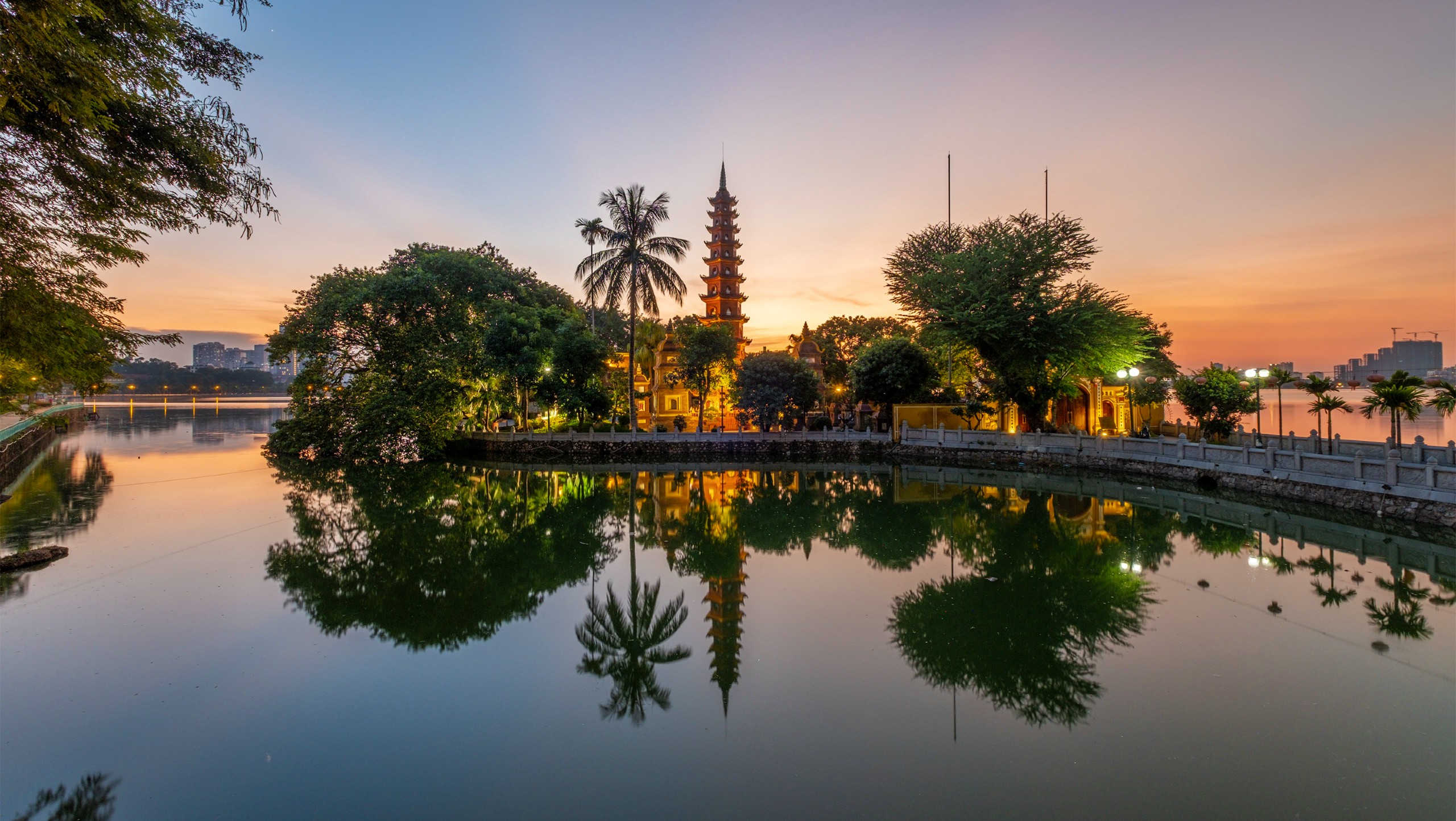 15-day Scenic Vietnam