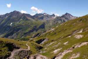 Guided Tour du Mont Blanc in Mountain Huts