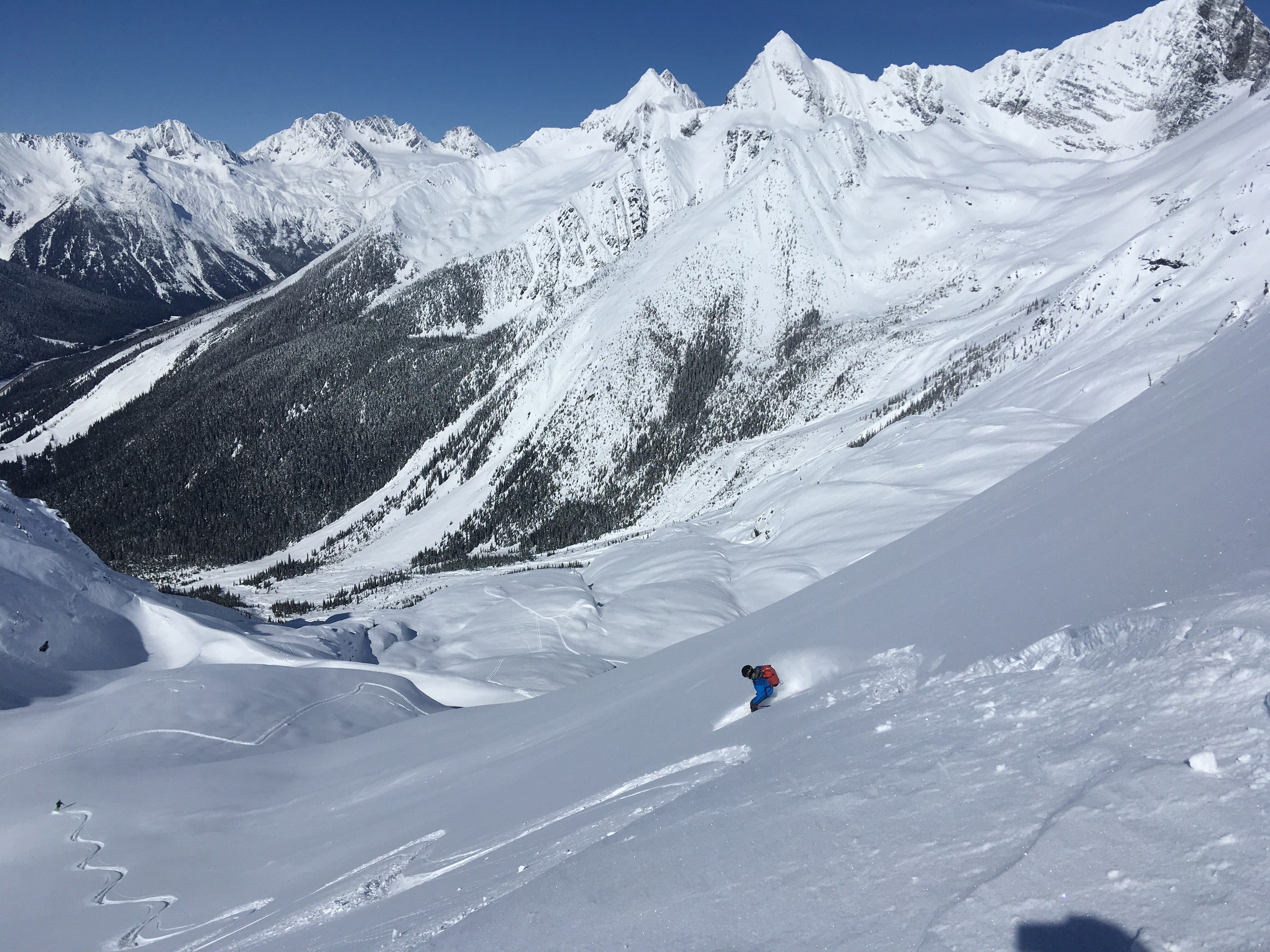 Backcountry Skiing at Rogers Pass 18