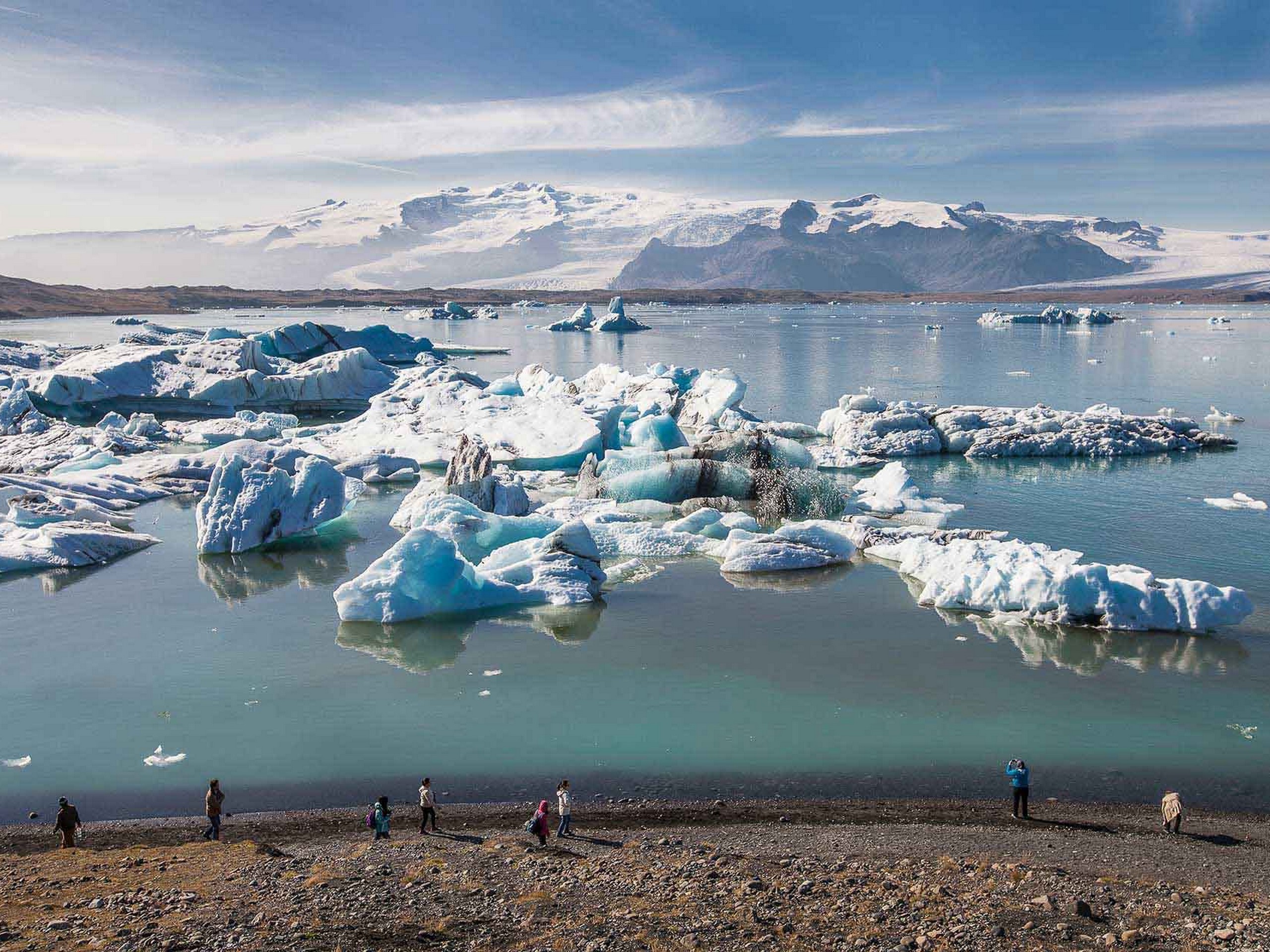 Walking along the coast of North Iceland - Photo by Bjorgvin Hilmarsson