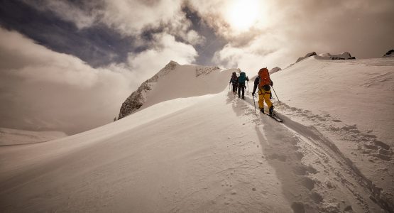Wapta Icefield Hut-to-hut Ski Tour