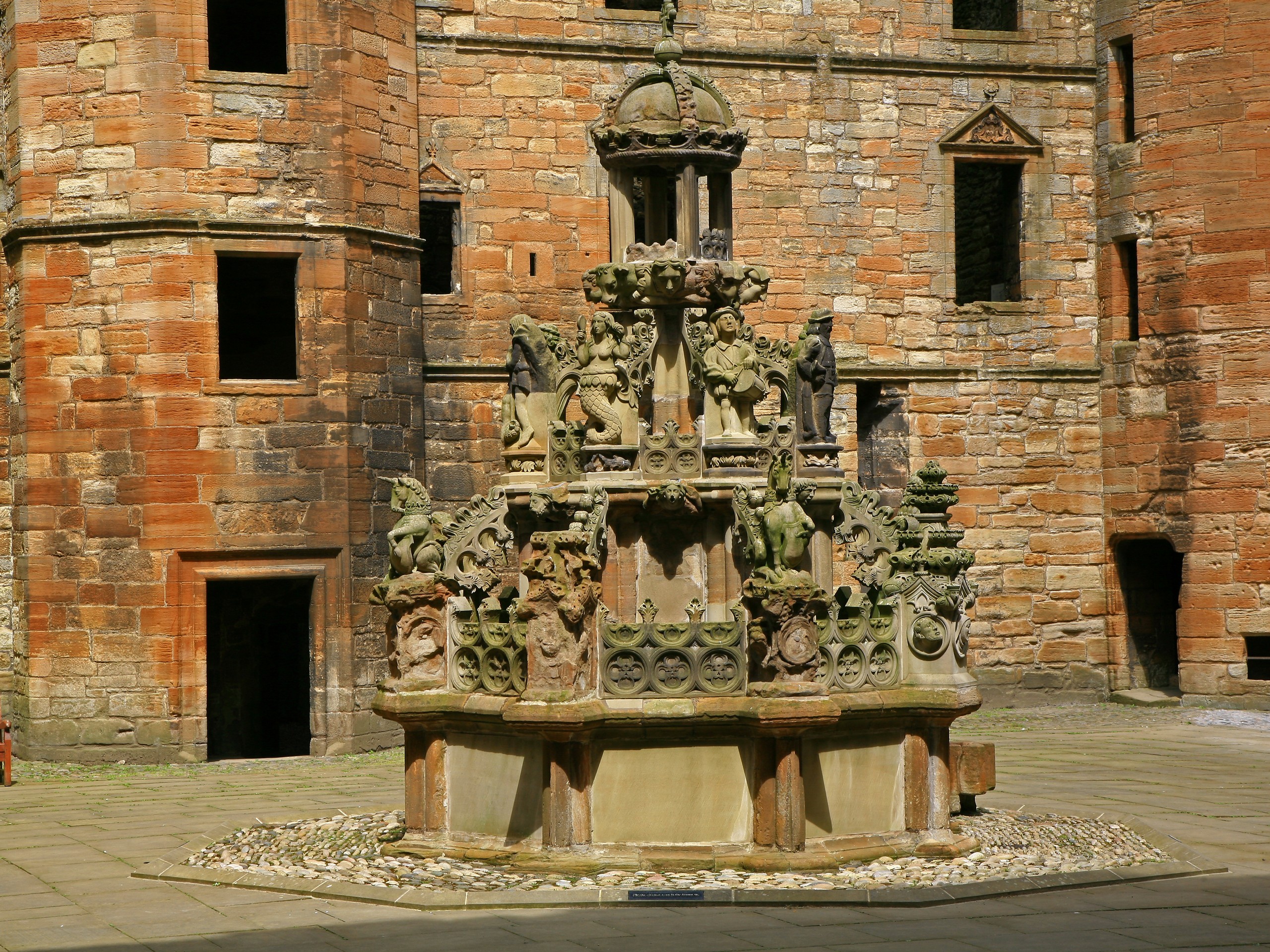 Beautiful statue in Scotland