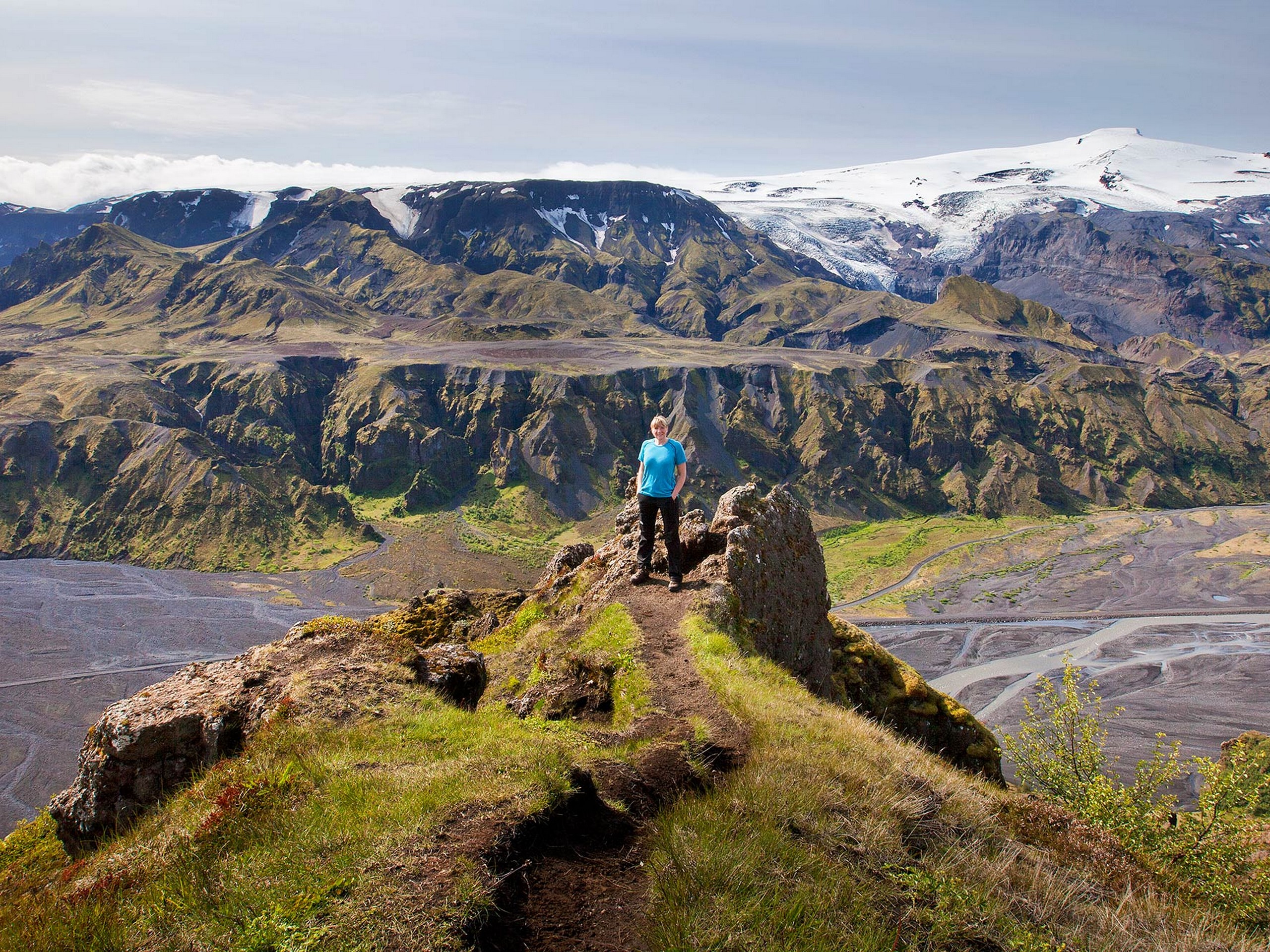 Greta S - Posing in front of the stunning landscape in Iceland