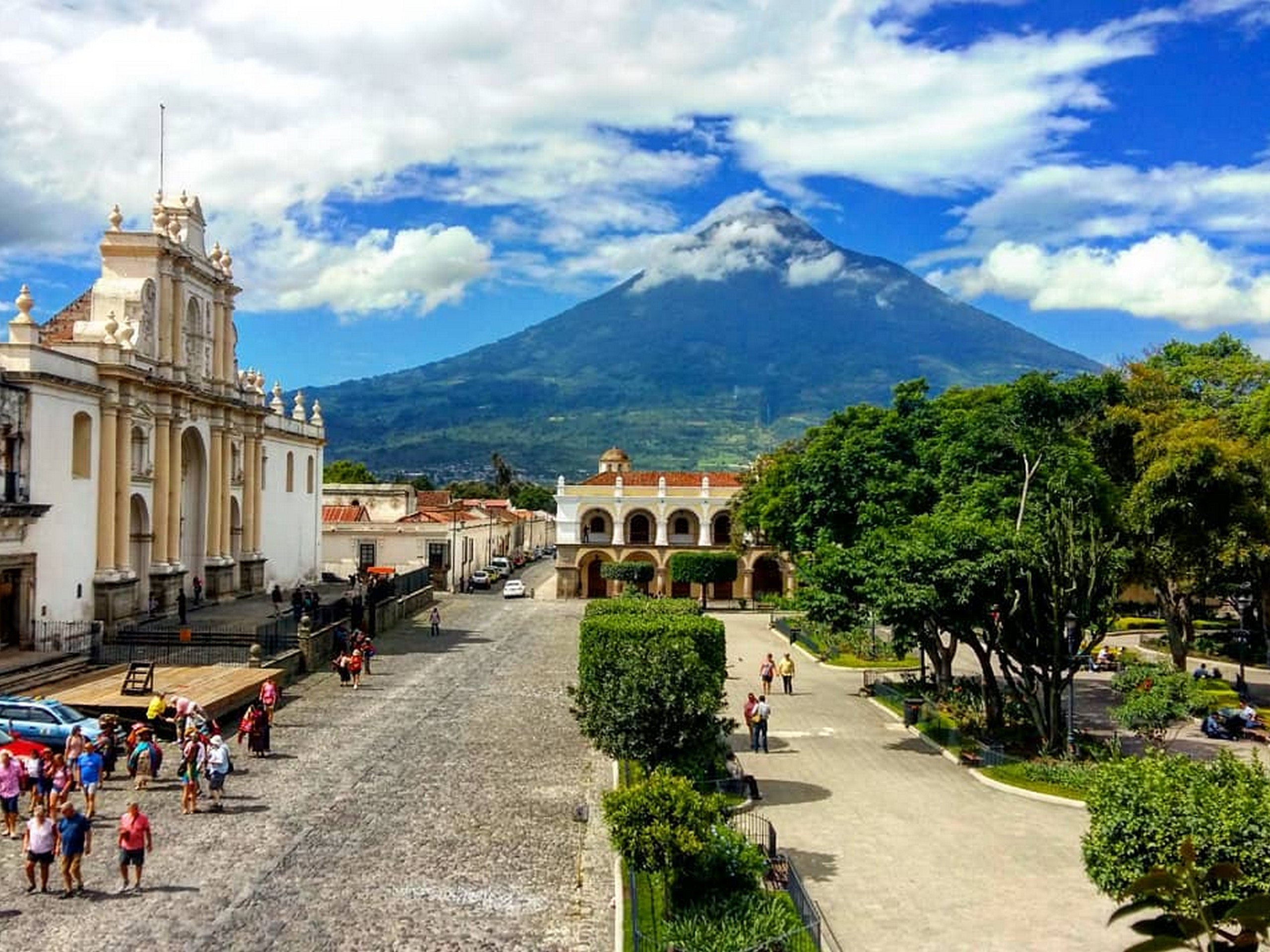 Antigua - Parque Central2