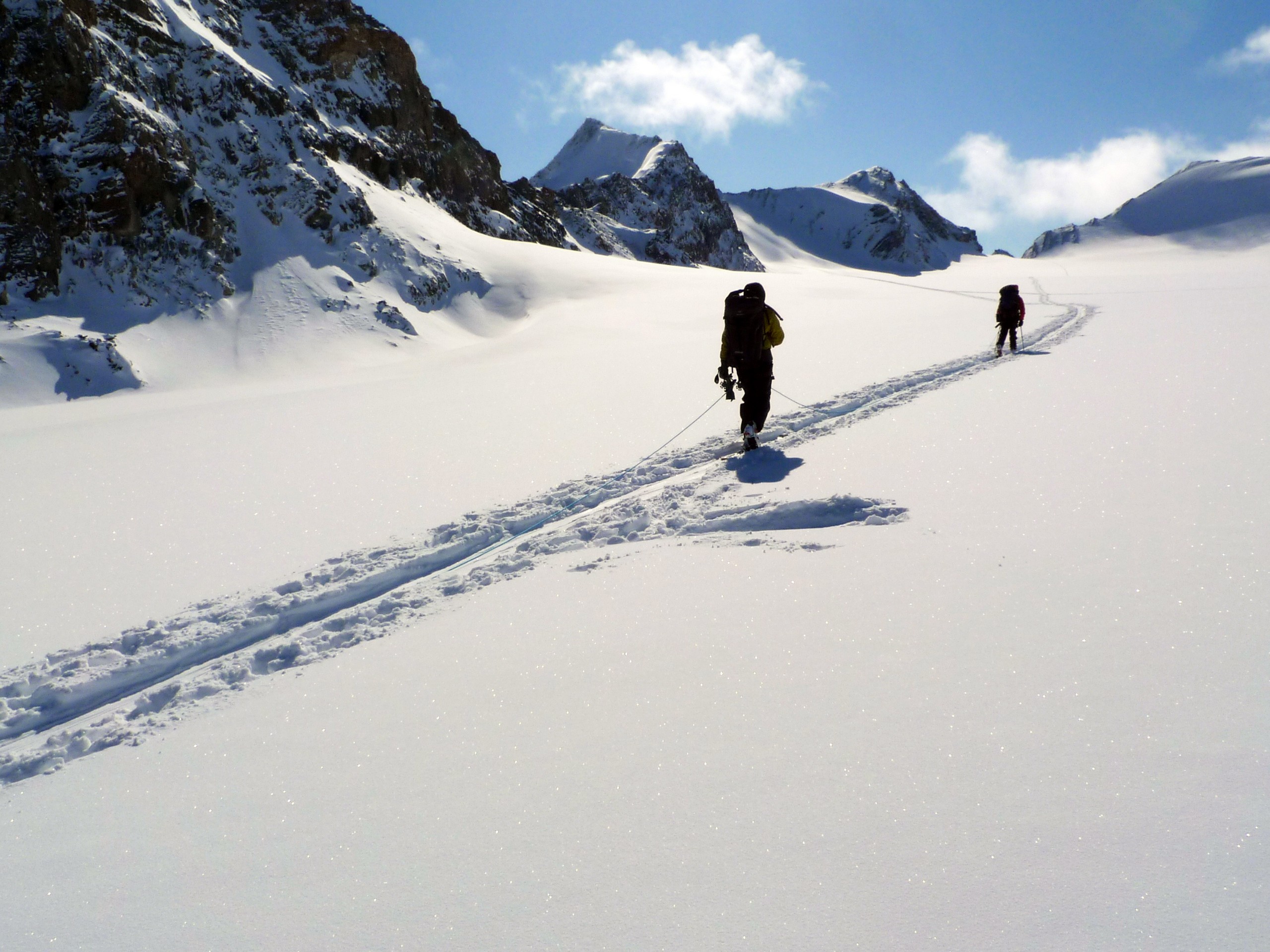 Backpackers on Wapta Icefield