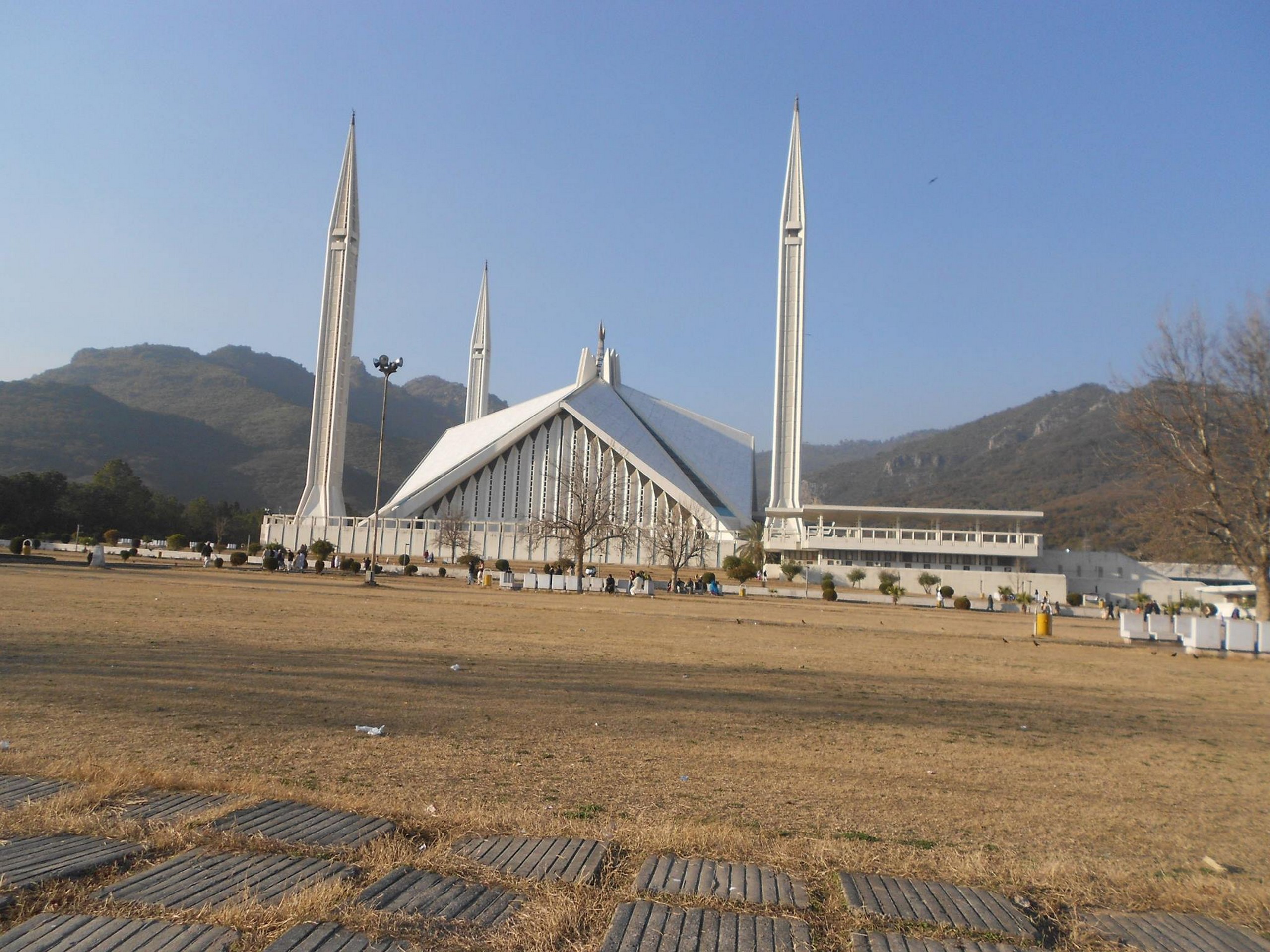 faisal mosque