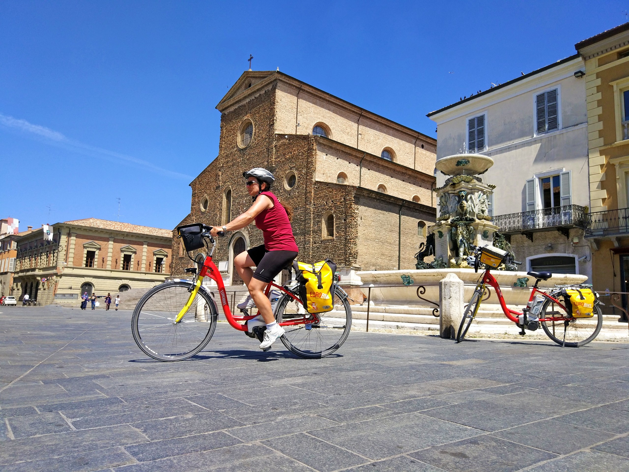 Visiting a beautiful plaza in Florence, Italy