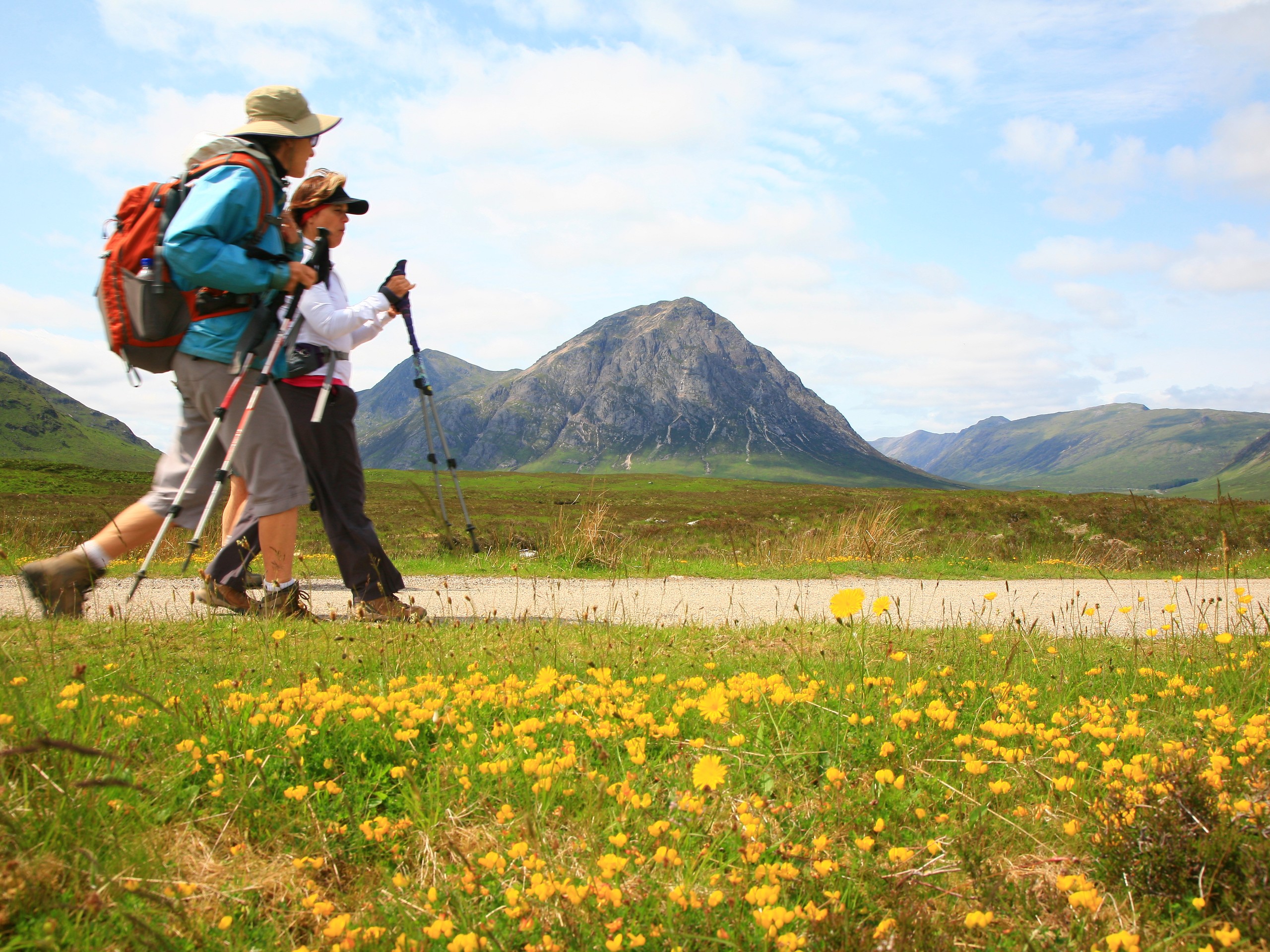 Walking_beside_Buachaille_Etive_Mor-original (c)John Millen