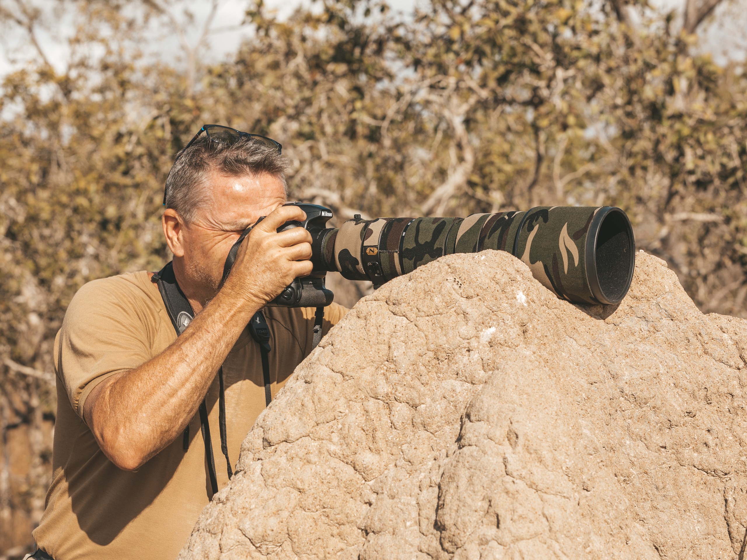 Birdwatching in North Queensland with a guided group 02