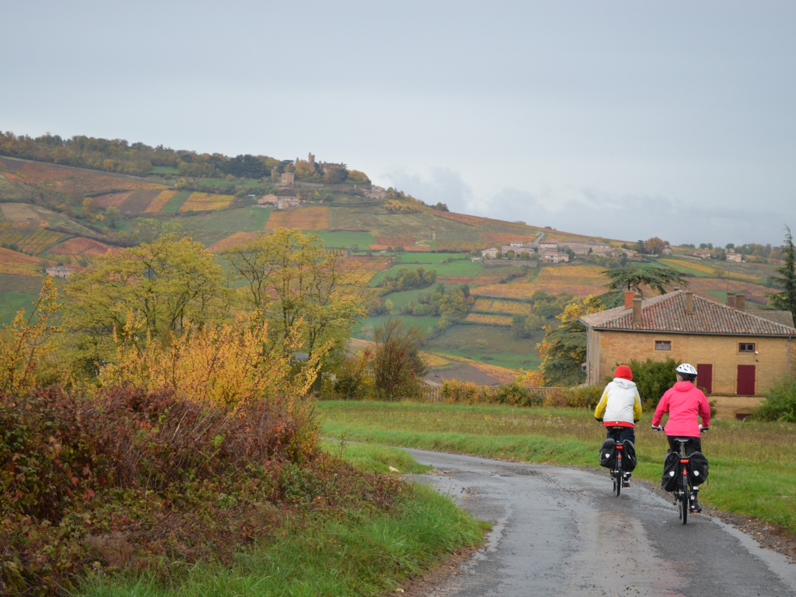 Self-guided Beaujolais Bike Tour in France 12