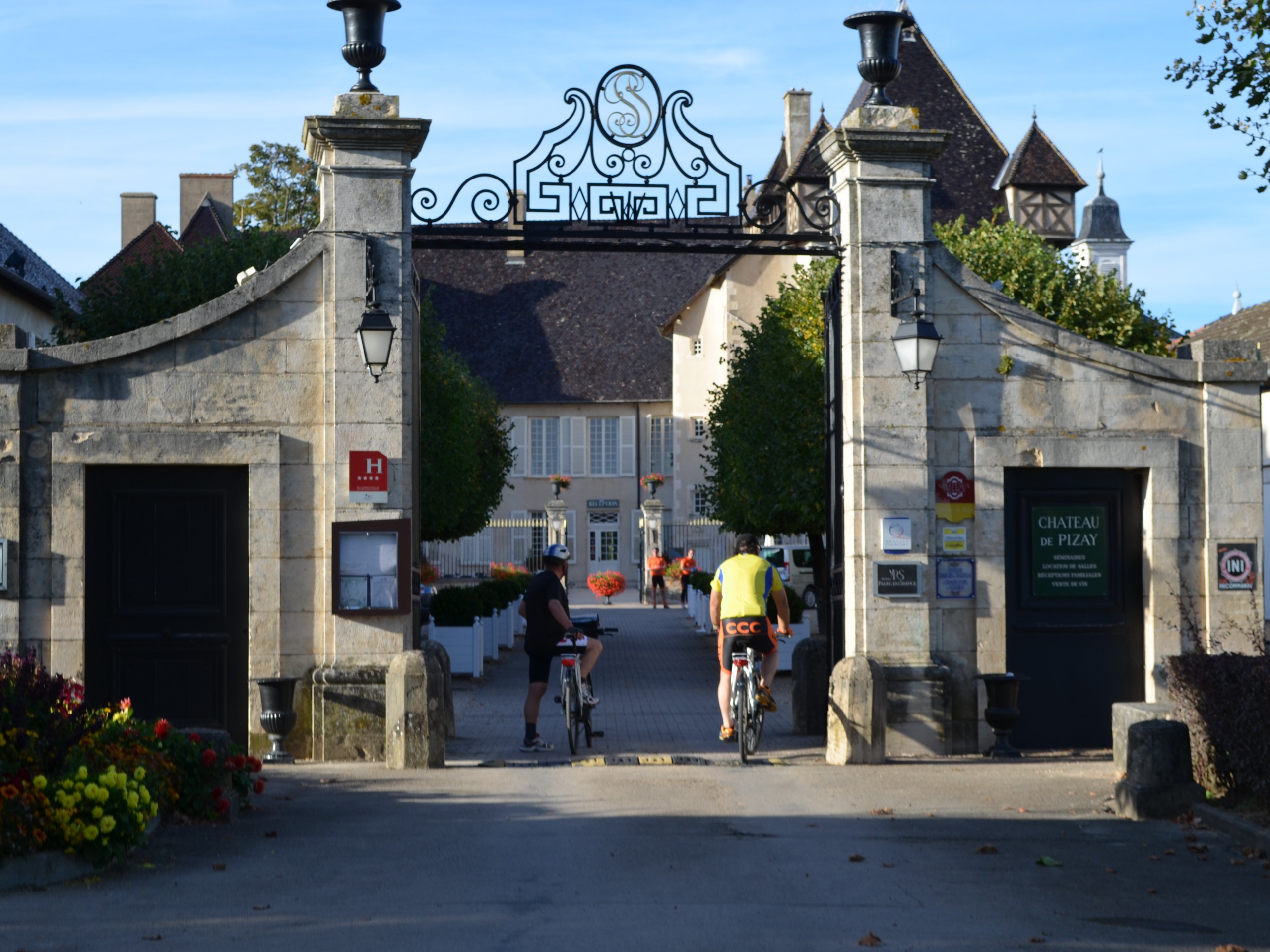 Self-guided Beaujolais Bike Tour in France 37