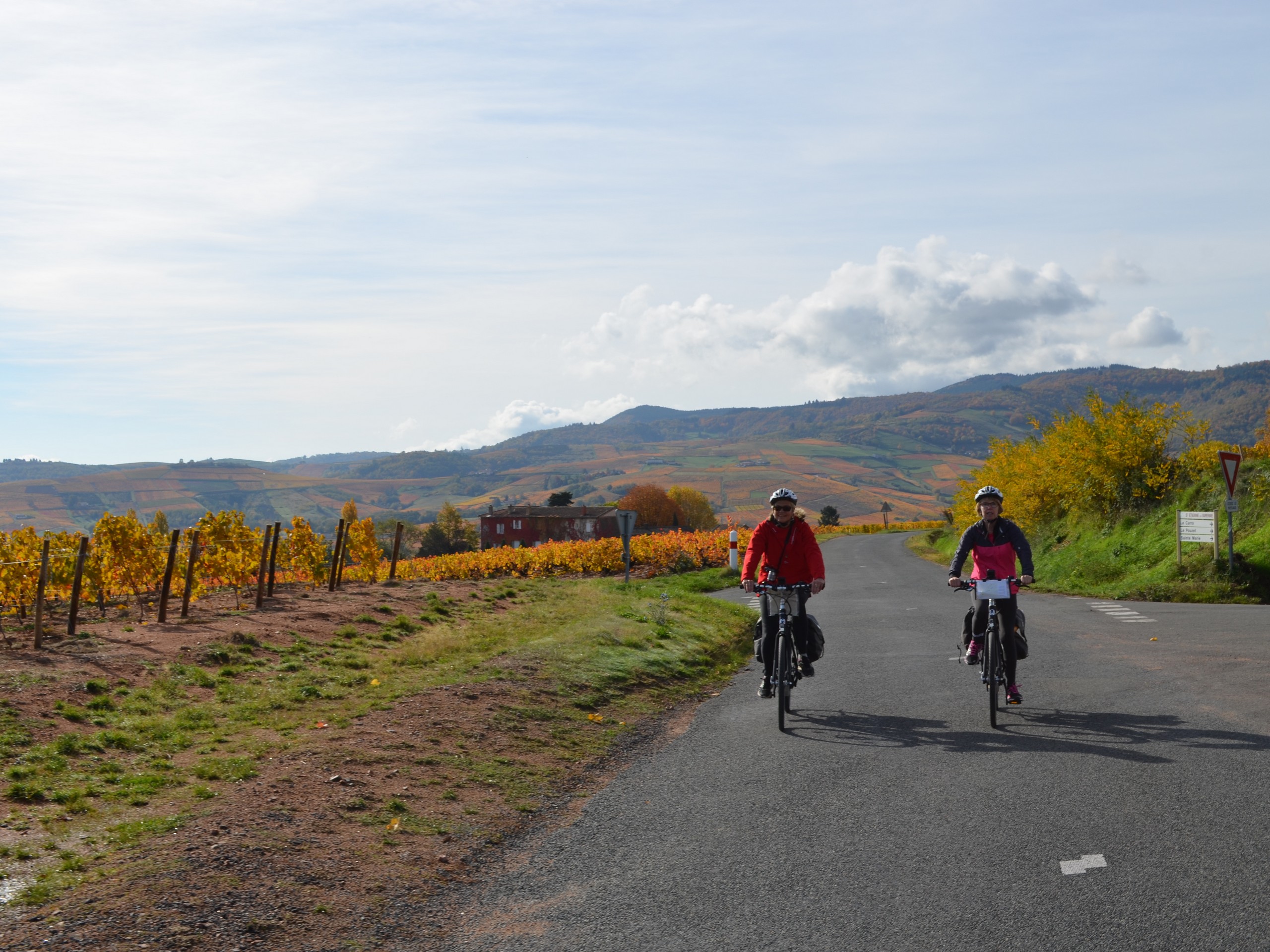 Self-guided Beaujolais Bike Tour in France 42
