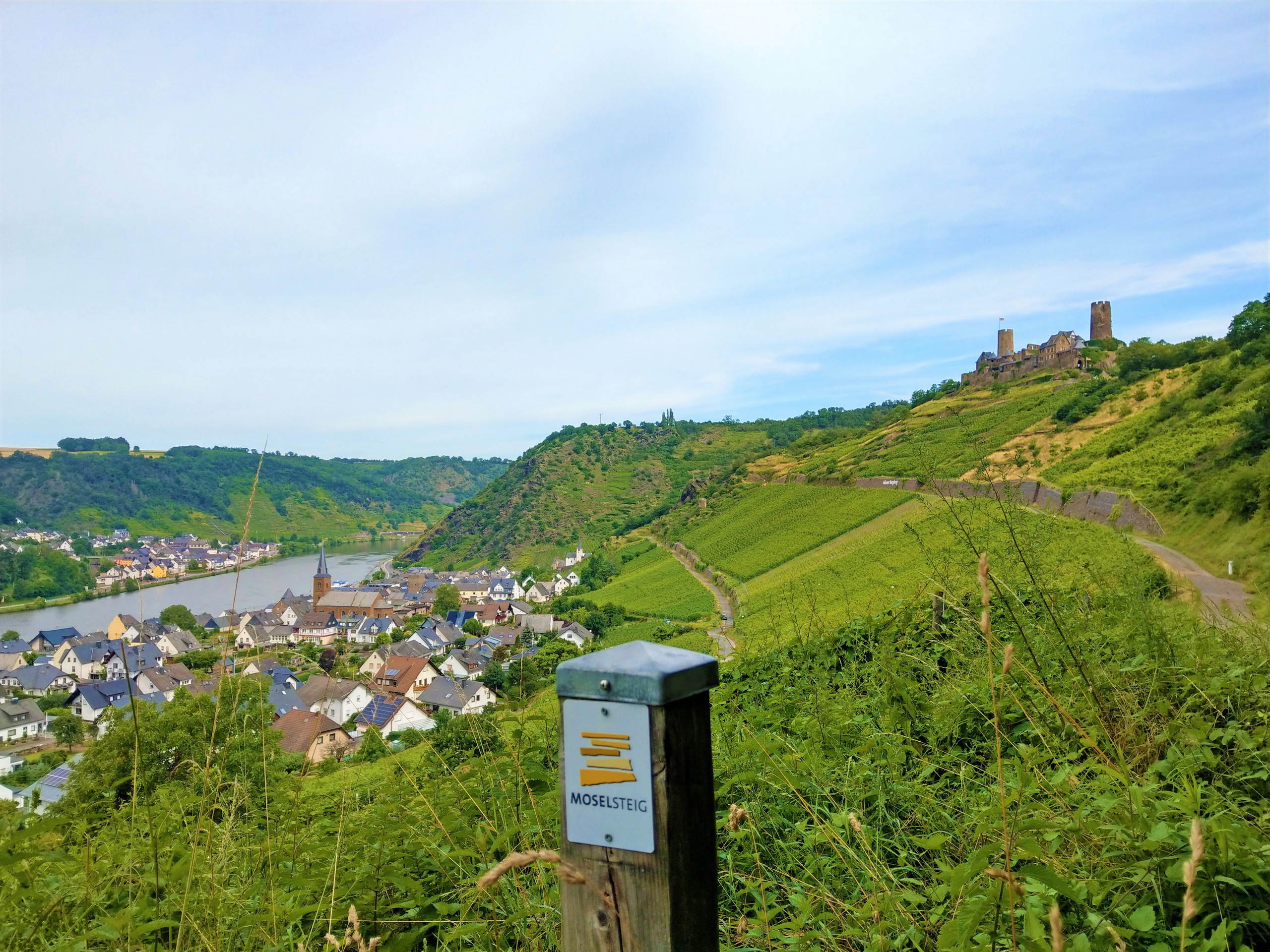 Best of Moselteig from Trier to Koblenz walking tour eurohike-wanderreisen-mosel-und-eifelsteig-bli