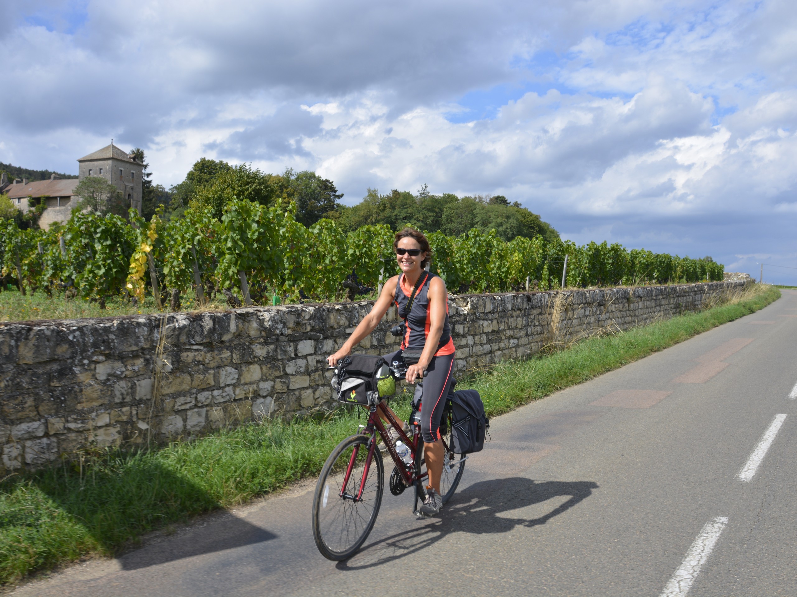 Cycling in Beaune region, Burgundy 01