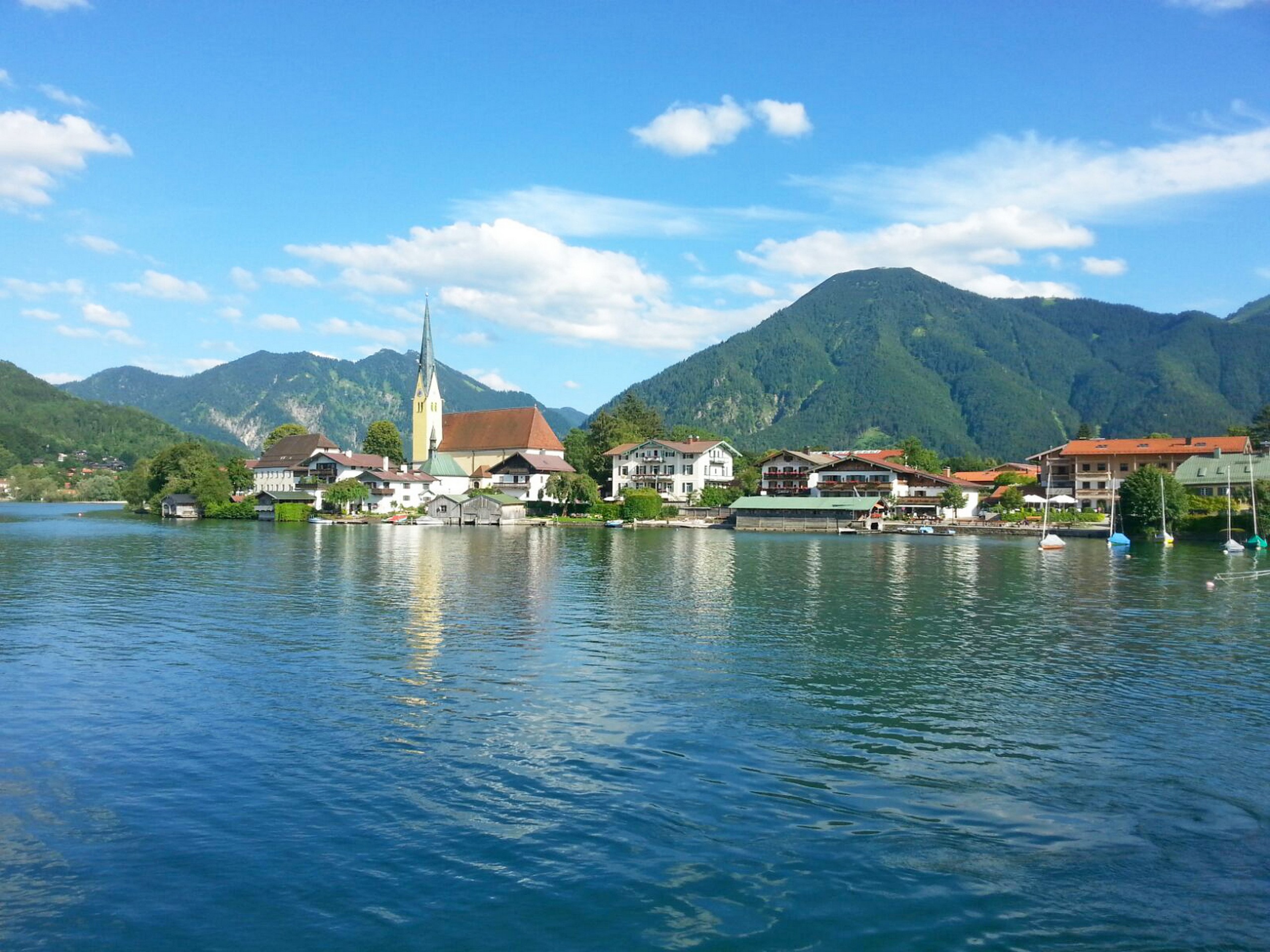 Bavarian Alps and Lakes Self-guided Hiking Tour eurohike-bayerns-alpen-seen-tegernsee-rottach