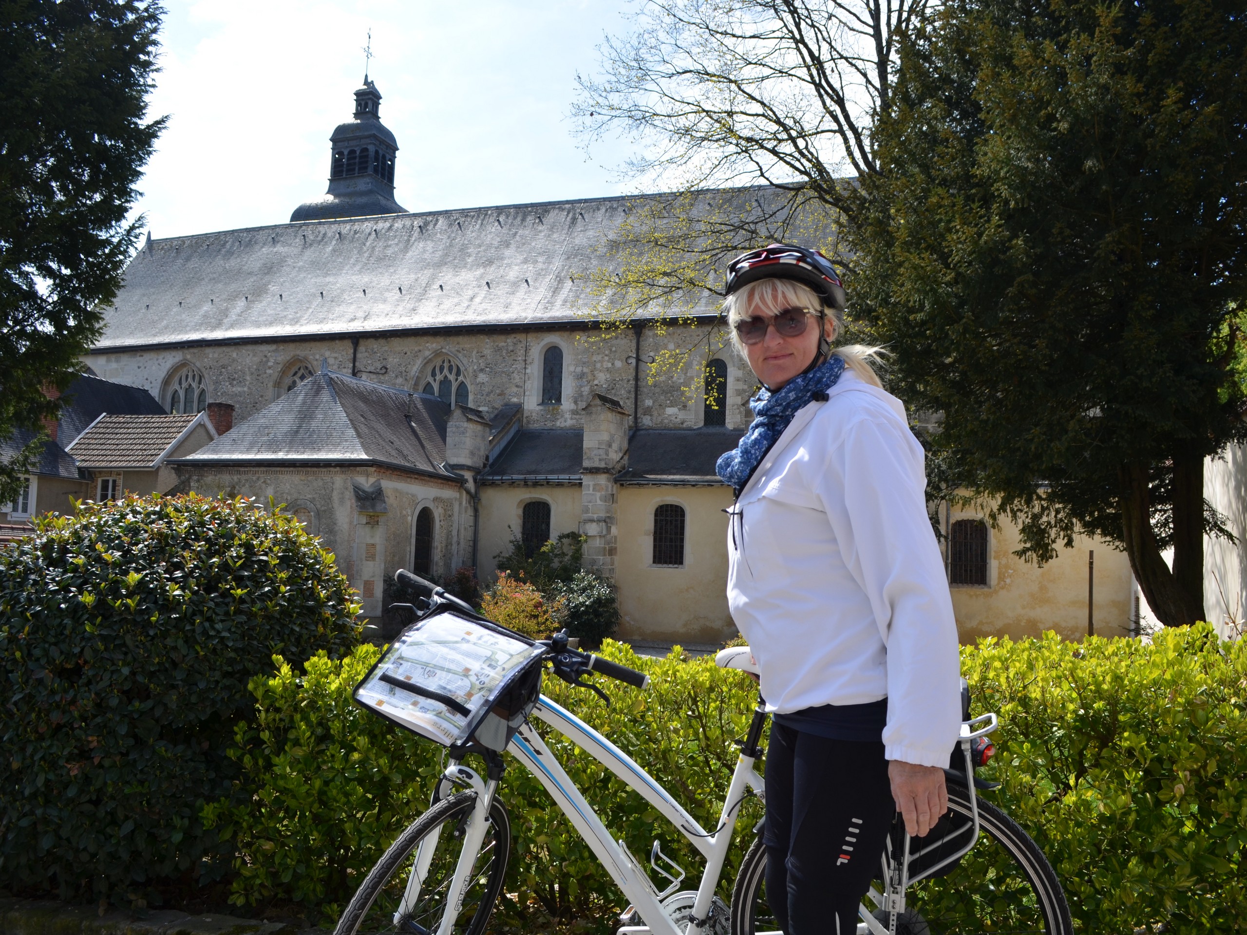 Self-guided Champagne Region biking tour in France 30
