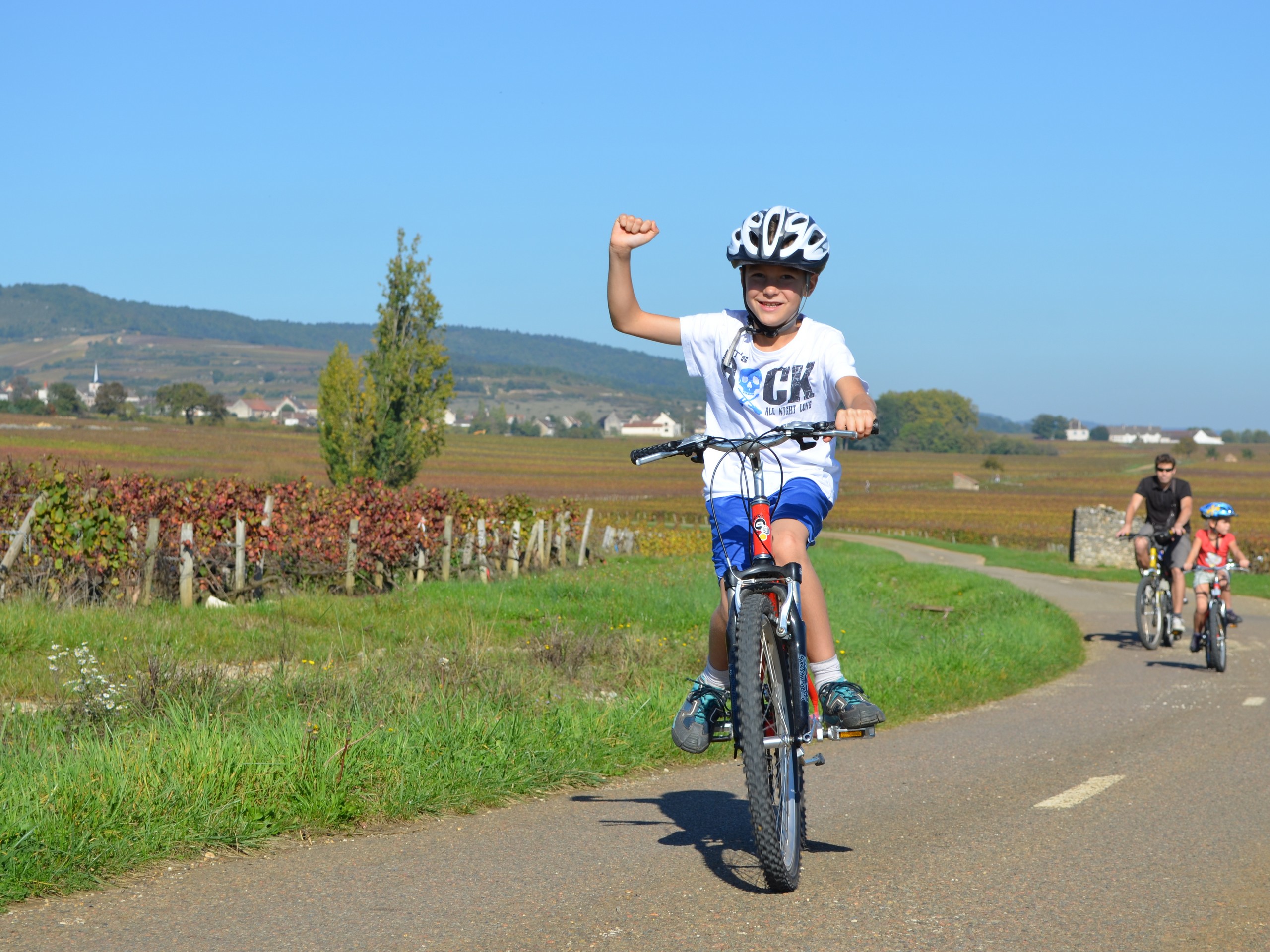 Cycling in Beaune region, Burgundy 15