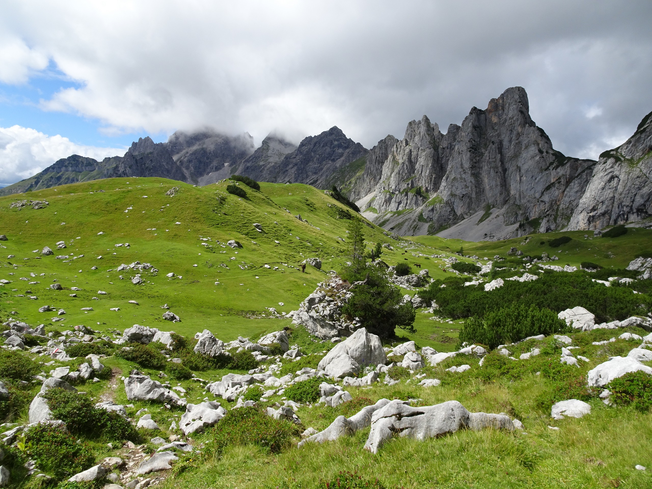 Dachstein High Altitude Circular Path -24