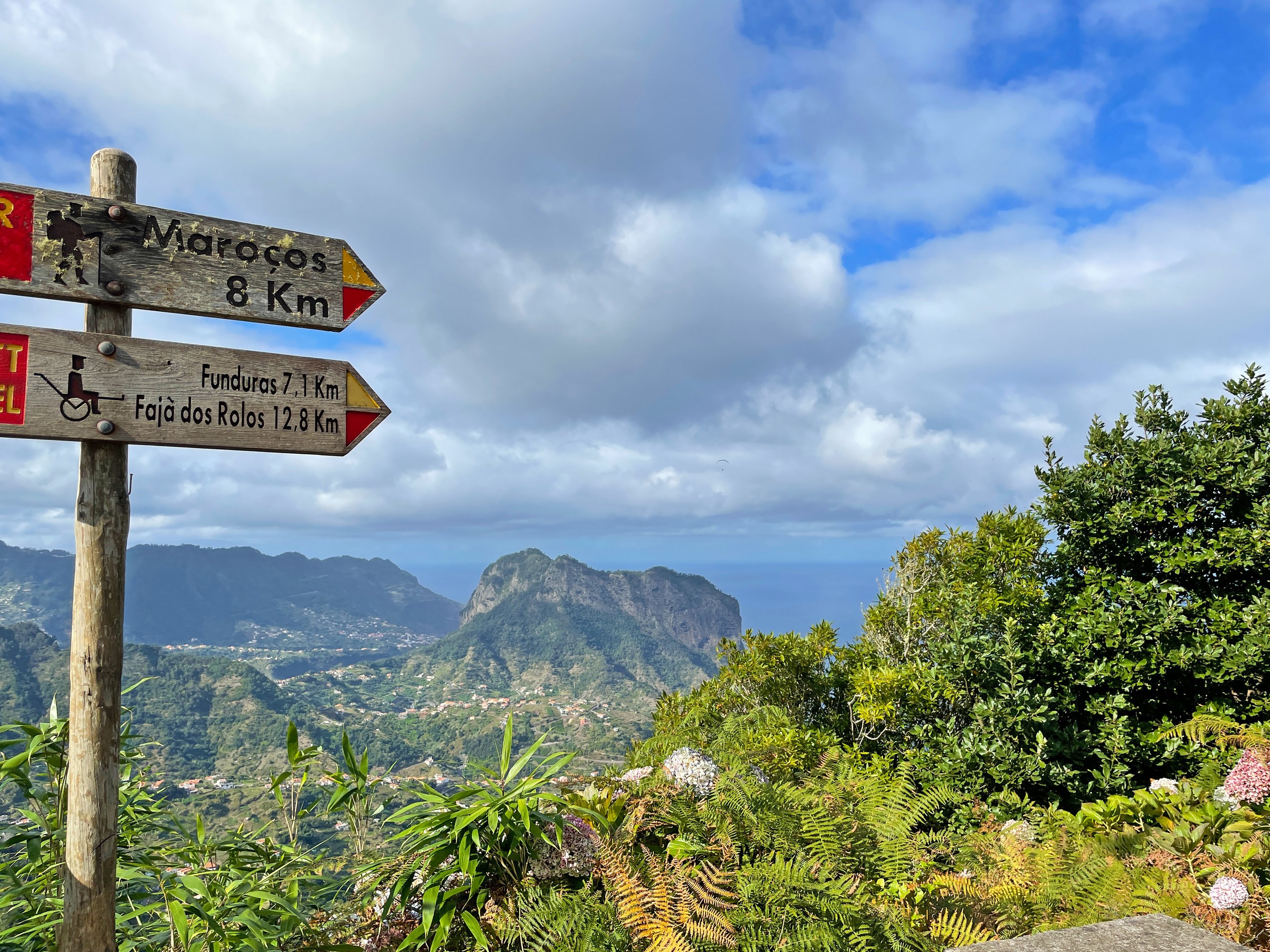 Waypoints along the walking route in Madeira